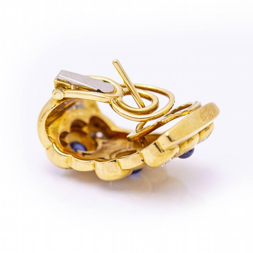 Women's Earrings in Gold, Sapphire and Diamonds For Sale