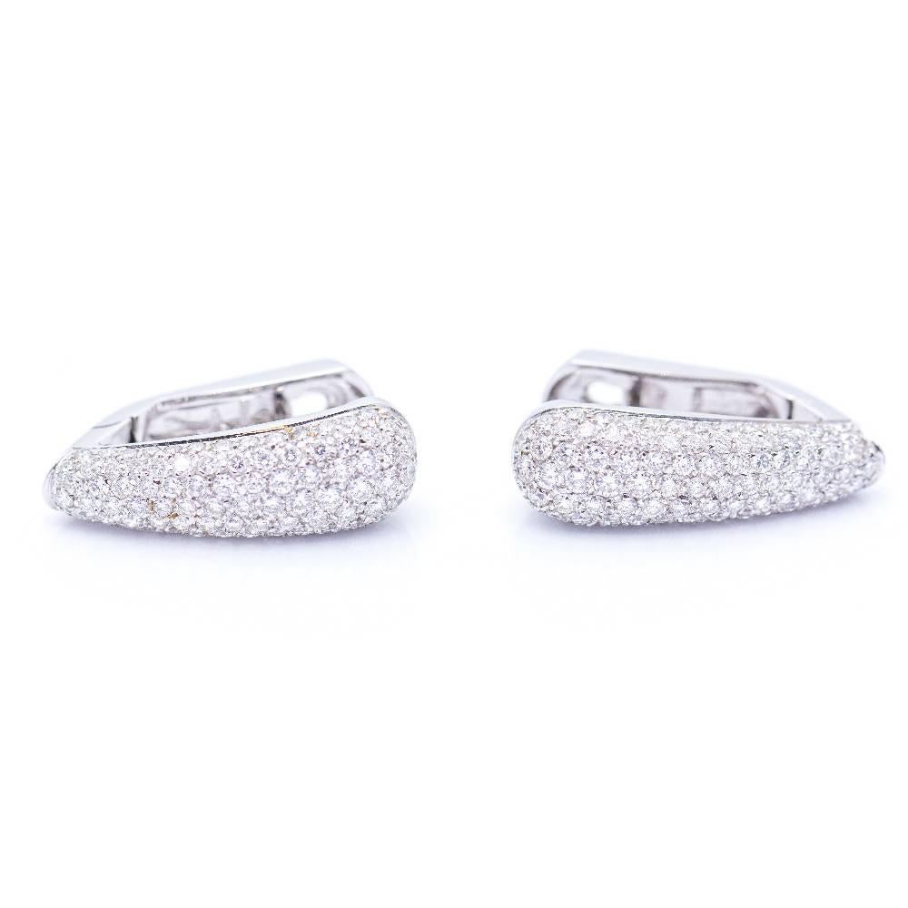 Earrings in White Gold with Diamonds  Diamonds in Brilliant cut and pavé setting with total weight 2,20cts. in G/VS quality  18 kt. White Gold  Clip clasp  10,20 grams.  Max. width 0,70cm  Brand new product I Ref: N102941EJ