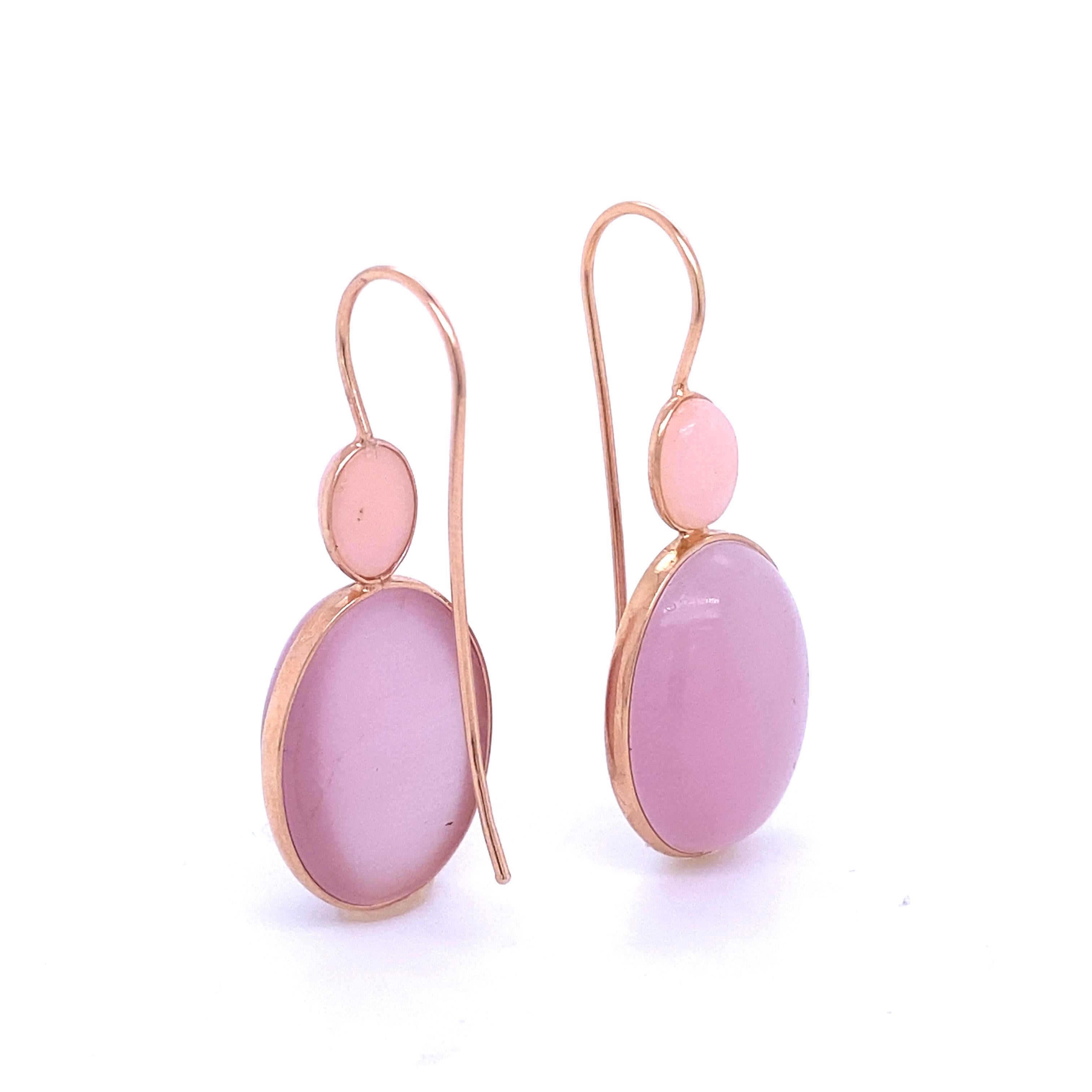 Earrings in Pink Gold Cabochon of Opal and Pink Quartz In New Condition For Sale In Vannes, FR