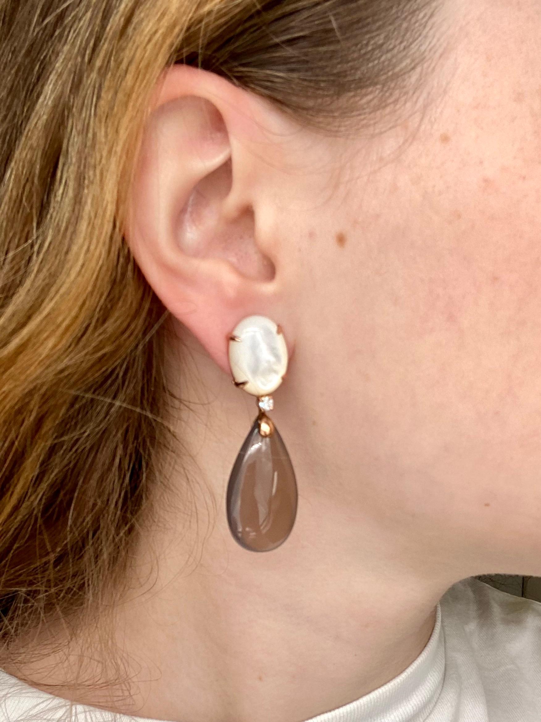 Women's Earrings in Pink Gold with Mother-of-Pearl, Diamonds 0.14 Carat and Gray Agate For Sale
