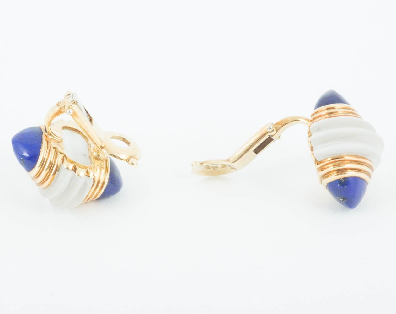 Boucheron Clip Earrings, Frosted Crystal & Lapis Lazuli in 18k Gold, French 1950 In Good Condition For Sale In London, GB