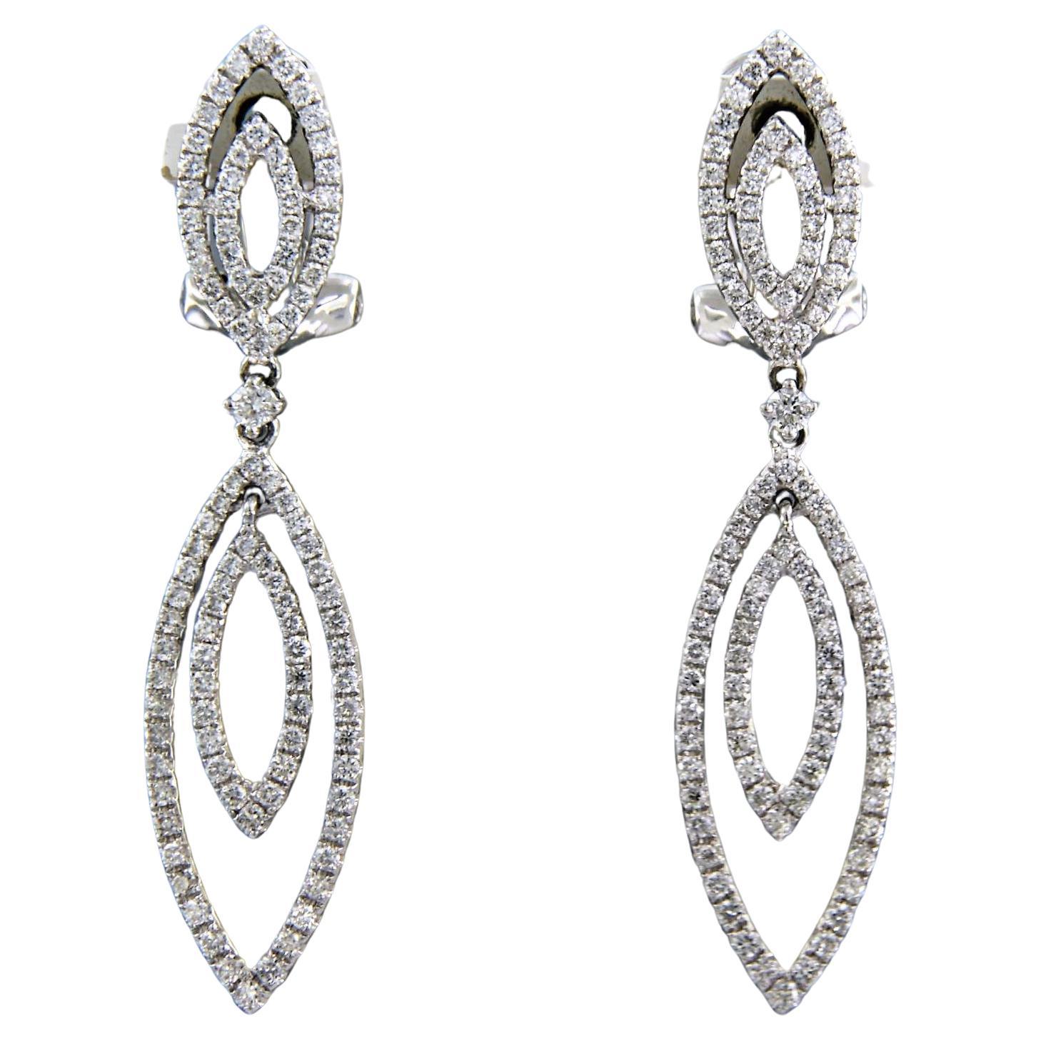 Earrings set with pearls 18k white gold For Sale at 1stDibs