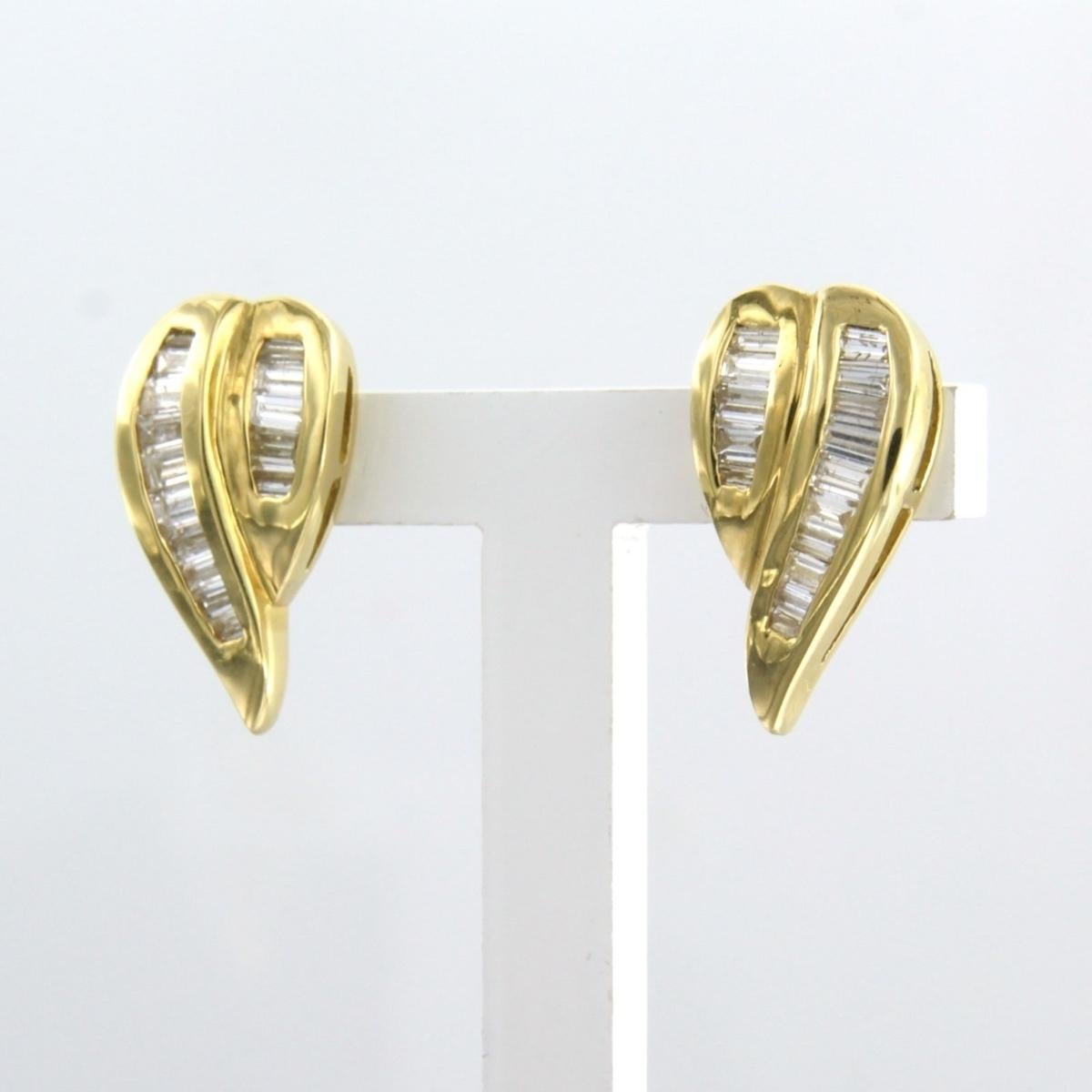 Modern Earrings set with diamonds 18k yellow gold For Sale