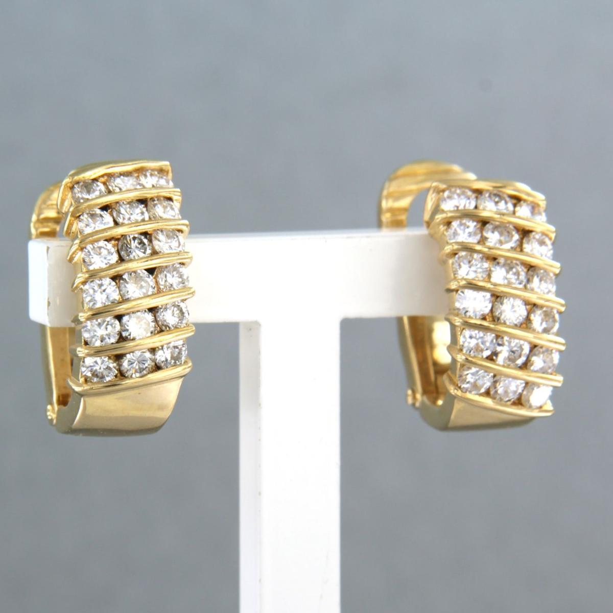 Modern Earrings set with diamonds up to 1.00ct 18k yellow gold For Sale