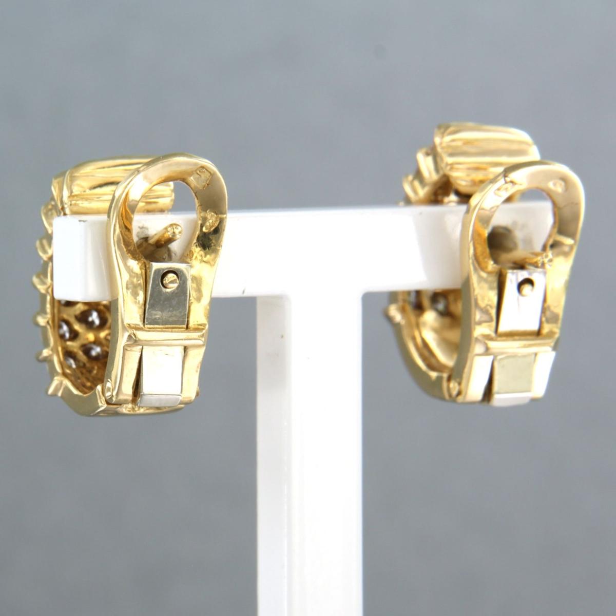 Earrings set with diamonds up to 1.00ct 18k yellow gold In Excellent Condition For Sale In The Hague, ZH