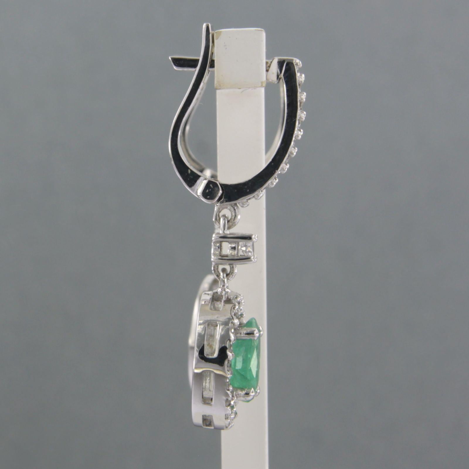 Earrings set with emerald and diamonds 14k white gold For Sale 1