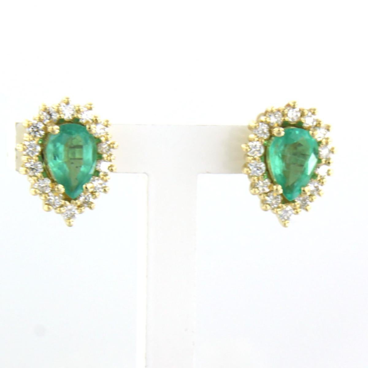 Modern Earrings set with emerald and diamonds 18k yellow gold For Sale