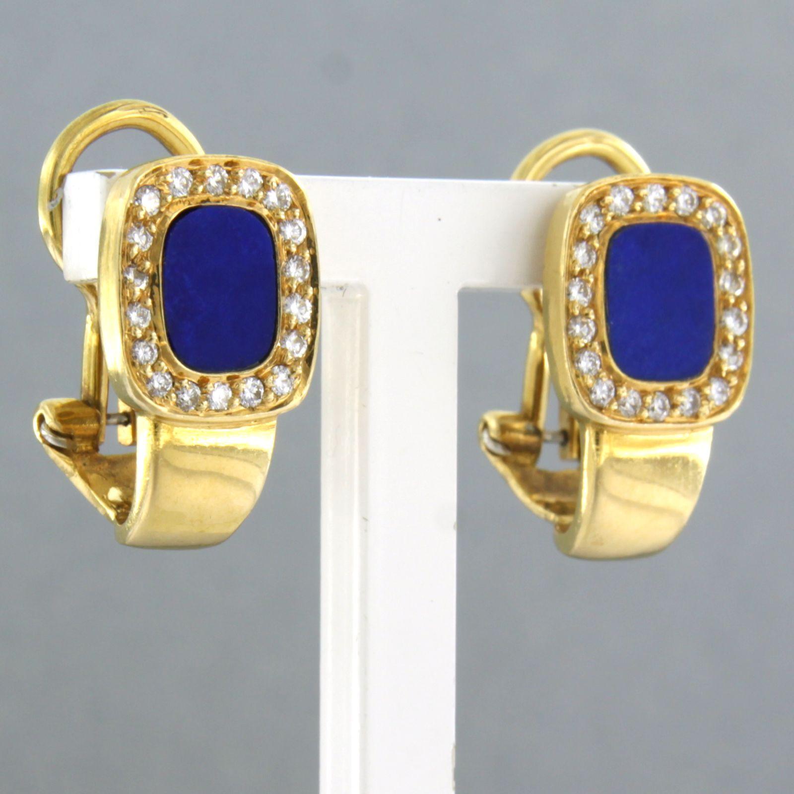 18k yellow gold ear clips set with lapis lazuli and brilliant cut diamonds up to 0.36ct - F/G – VS/SI

Detailed description:

the size of the ear clip is 1.7 cm long by 9.9 mm wide

Total weight 8.9 grams

set with

- 2 x 6.6 mm x 5.5 mm emerald