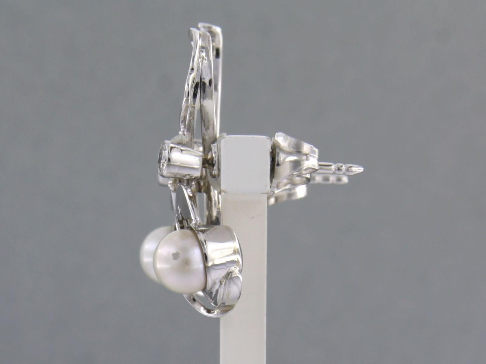 Women's Earrings set with pearl and diamonds 14k white gold