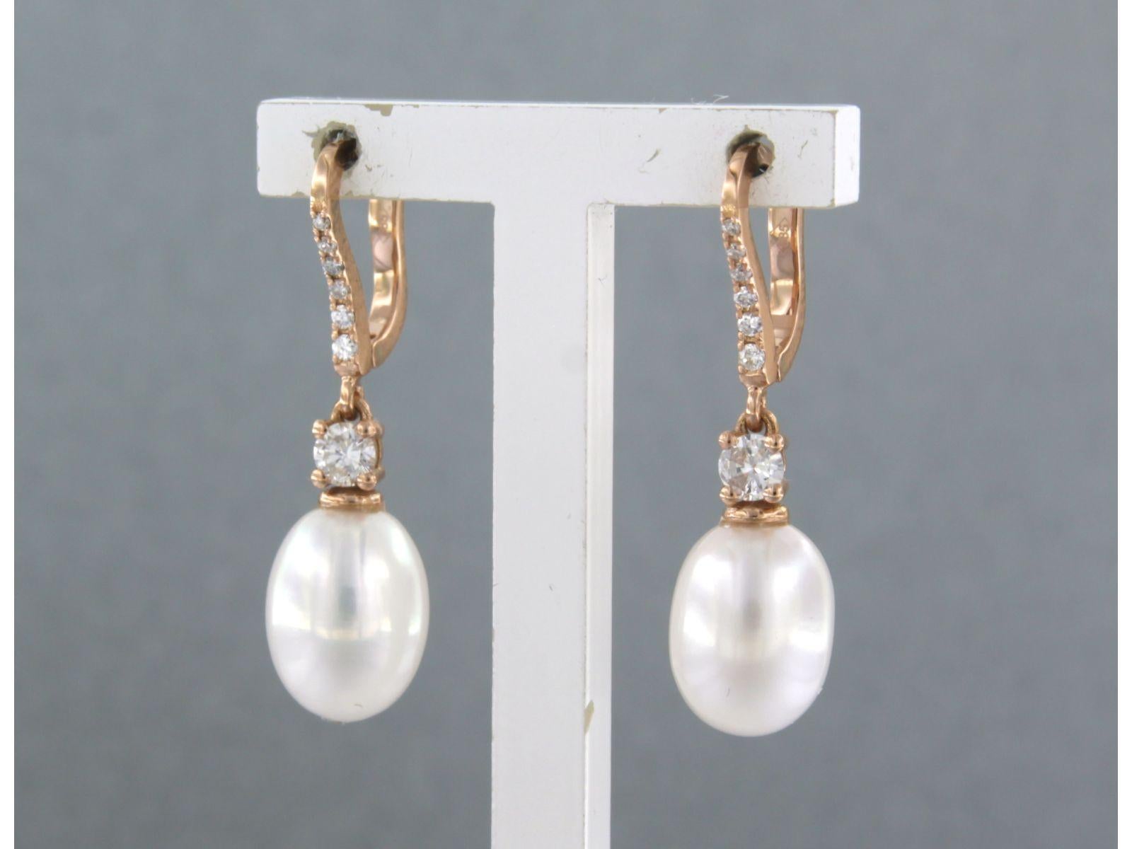Earrings set with pearl and diamonds 18k pink gold In New Condition In The Hague, ZH