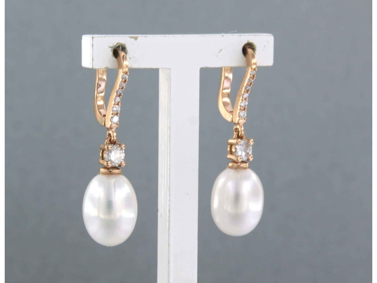 Women's Earrings set with pearl and diamonds 18k pink gold