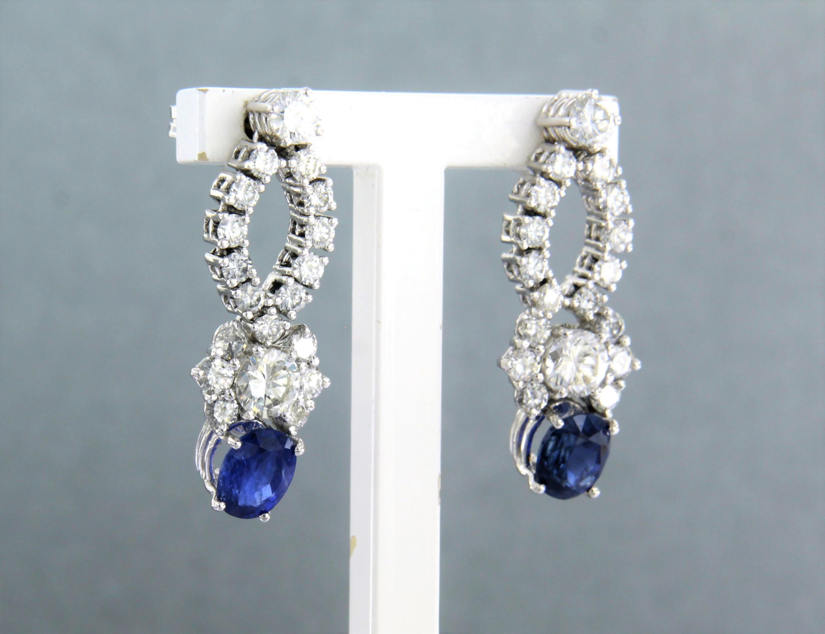 Modern Earrings set with Sapphire and diamonds 18k white gold For Sale