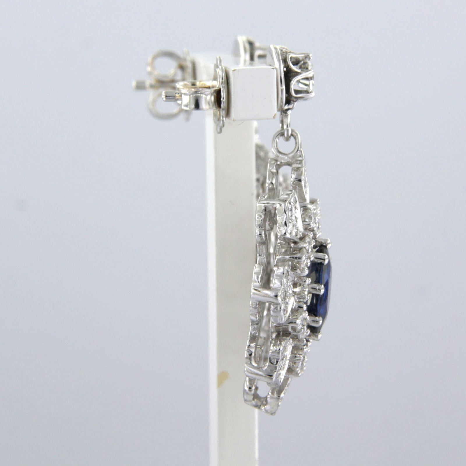 Earrings set with sapphire and diamonds 18k white gold In Good Condition In The Hague, ZH