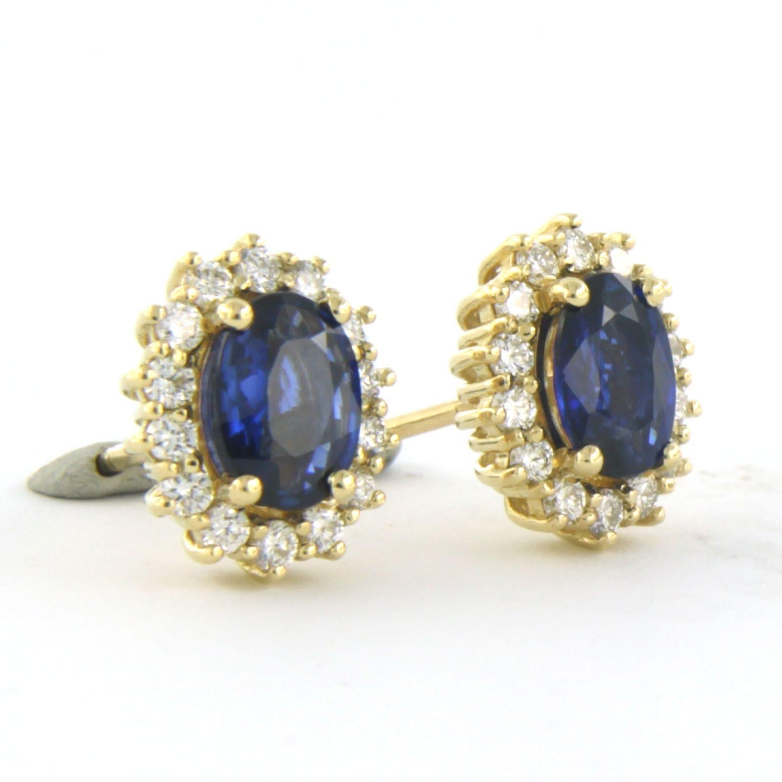 Earrings set with sapphire and diamonds 18k yellow gold In New Condition For Sale In The Hague, ZH