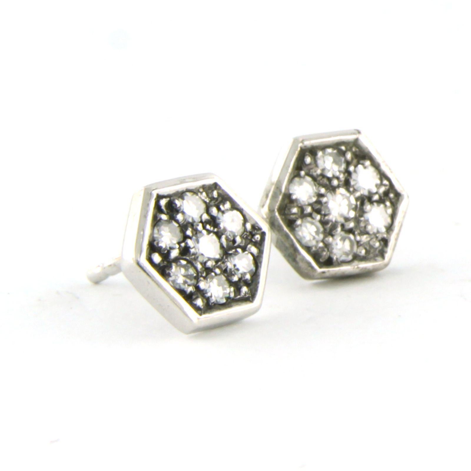 Earrings set with single cut diamonds up to 0.44ct 18k white gold In Excellent Condition For Sale In The Hague, ZH