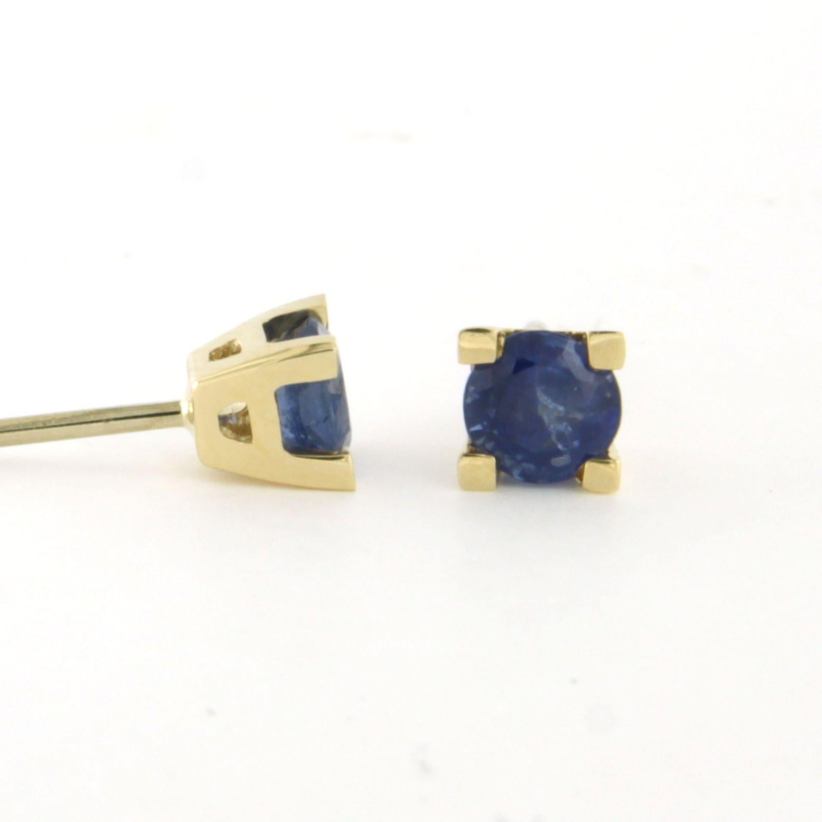 Earrings solitaire studs with sapphire up to 1.26ct 14k yellow gold 1.8 grams In New Condition For Sale In The Hague, ZH