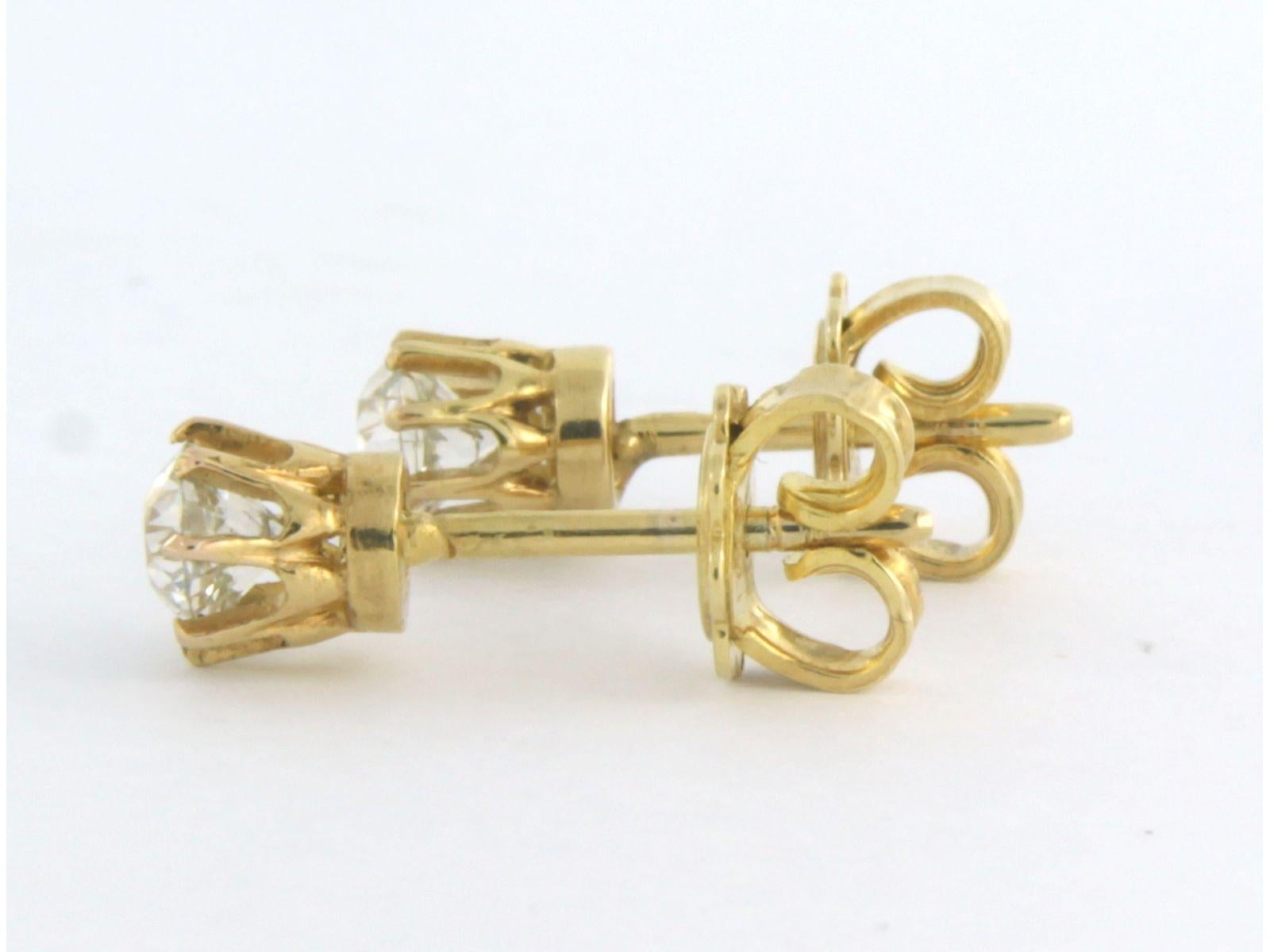 Women's Earrings studs diamonds 14k yellow gold For Sale