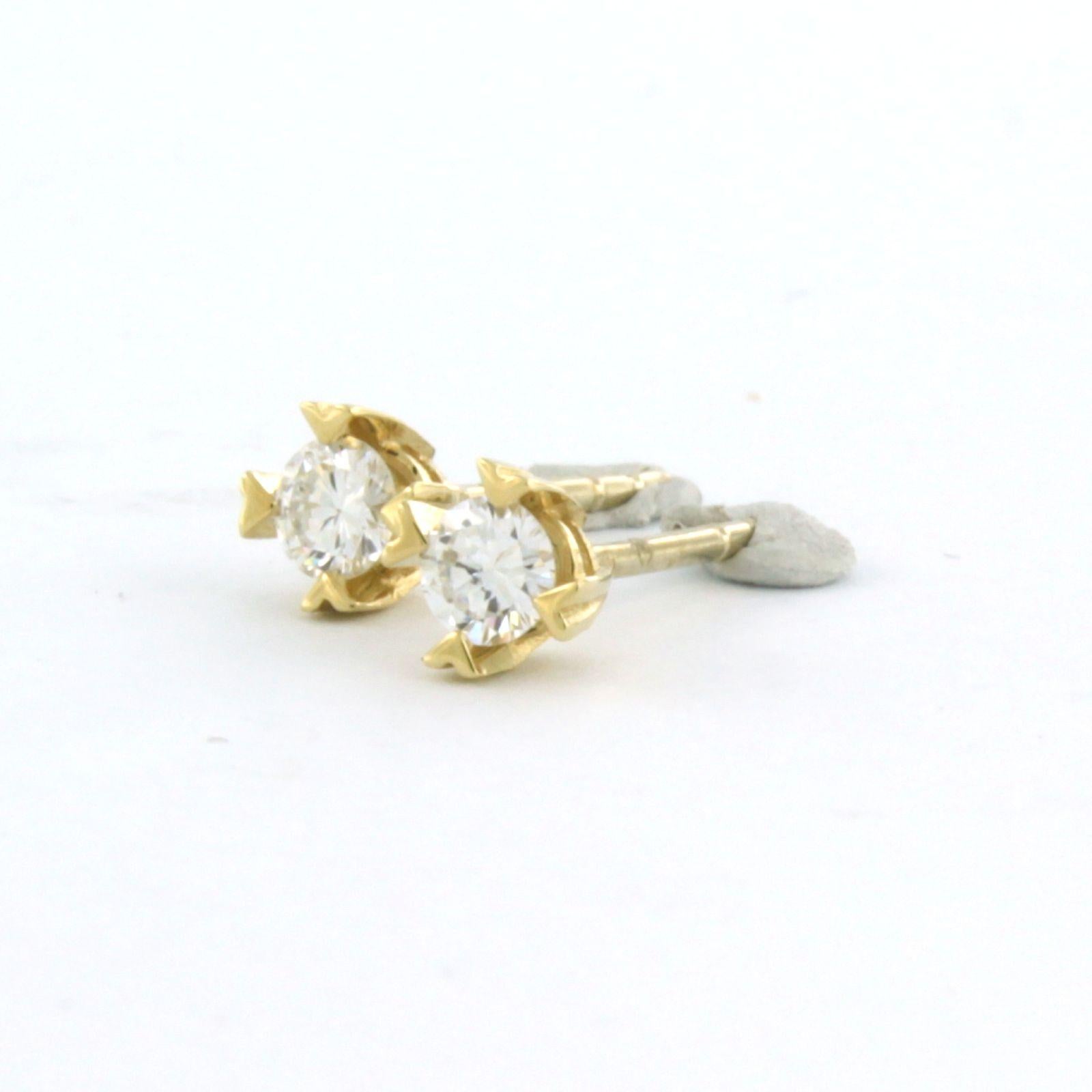 Women's or Men's Earrings studs set with brilliant cut diamonds 18k yellow gold For Sale
