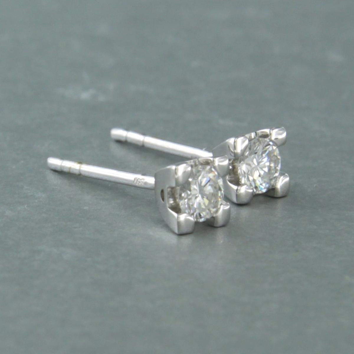 Ohrstecker mit Diamanten im Brillantschliff bis zu 0,2ct 18k Gold 1,4 Gramm im Zustand „Neu“ im Angebot in The Hague, ZH