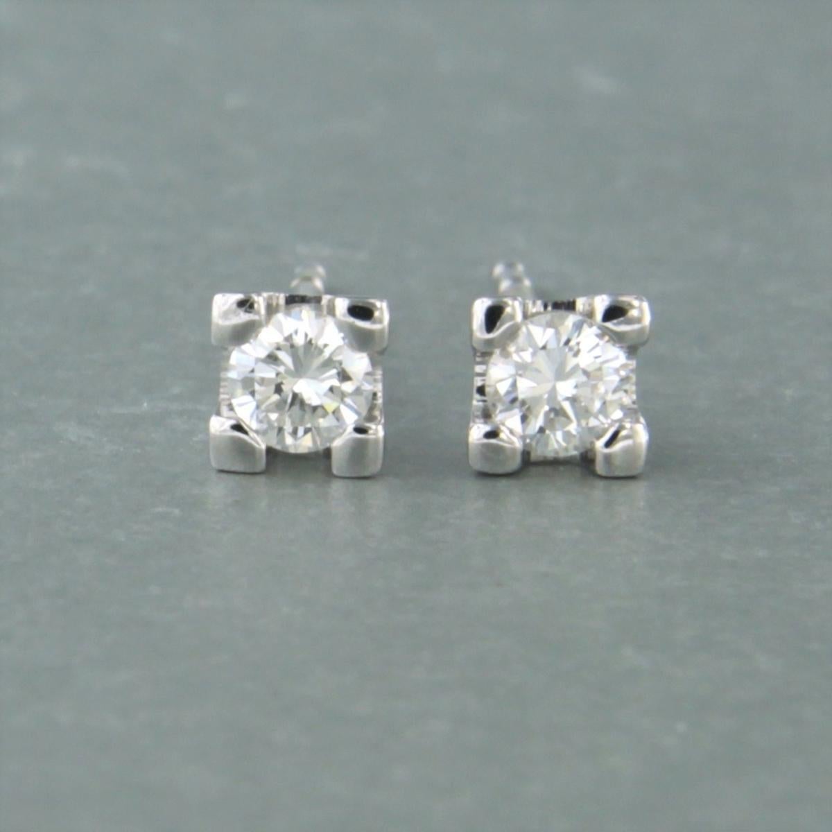 Ohrstecker mit Diamanten im Brillantschliff bis zu 0,2ct 18k Gold 1,4 Gramm im Angebot 1