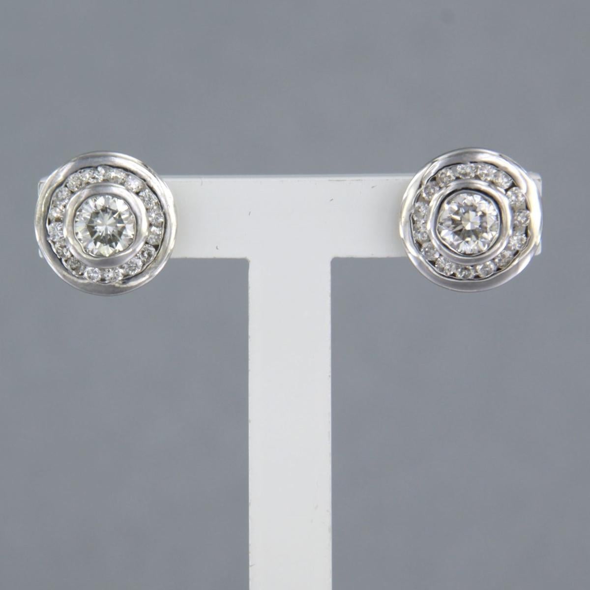 Ohrstecker mit Diamanten im Brillantschliff bis zu 0,80ct 18k Weißgold 3,0 Gramm im Angebot 2