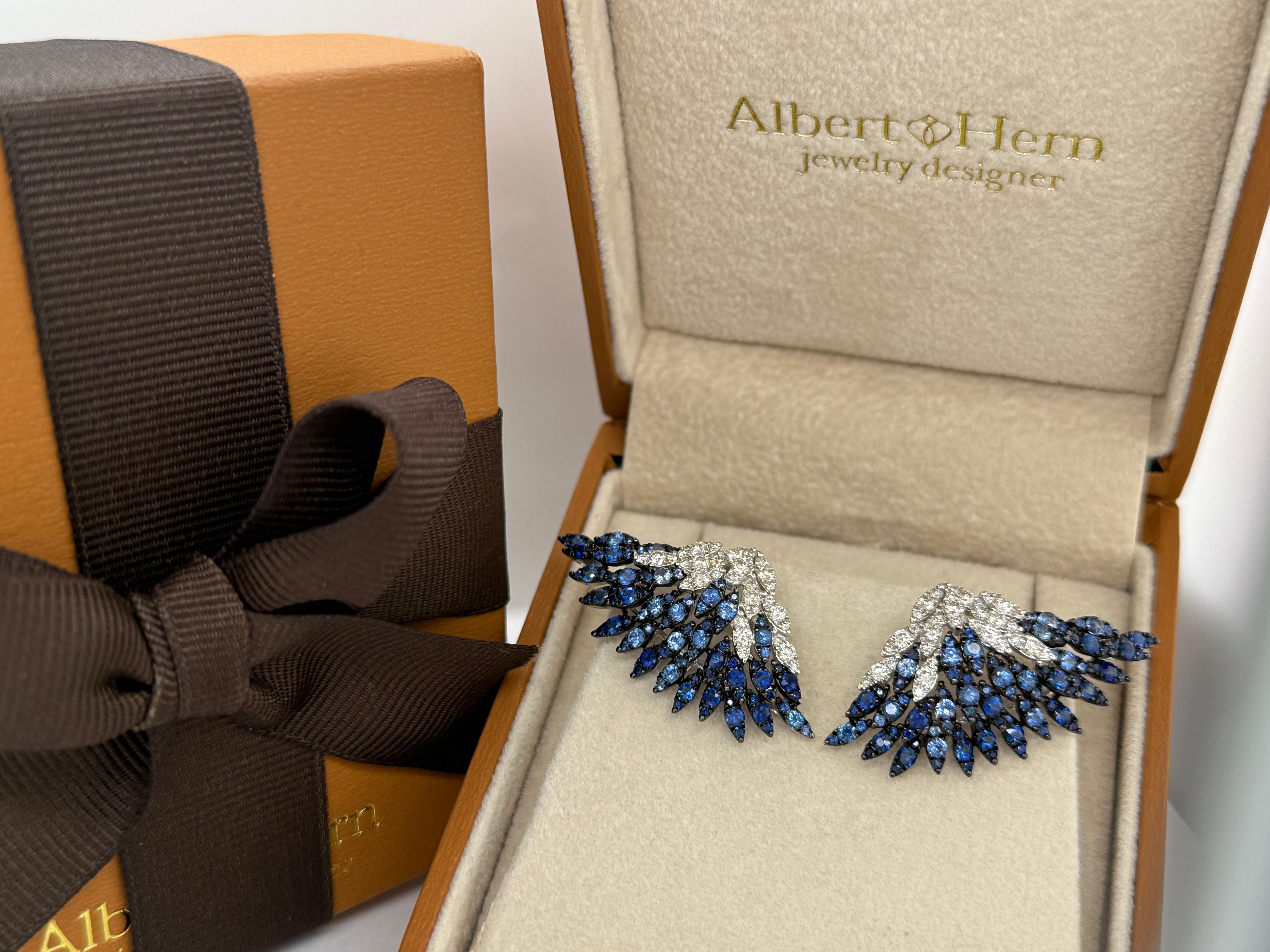 Pendientes Alas Oro Blanco 18kt Diamantes y Zafiros Corte redondo en venta