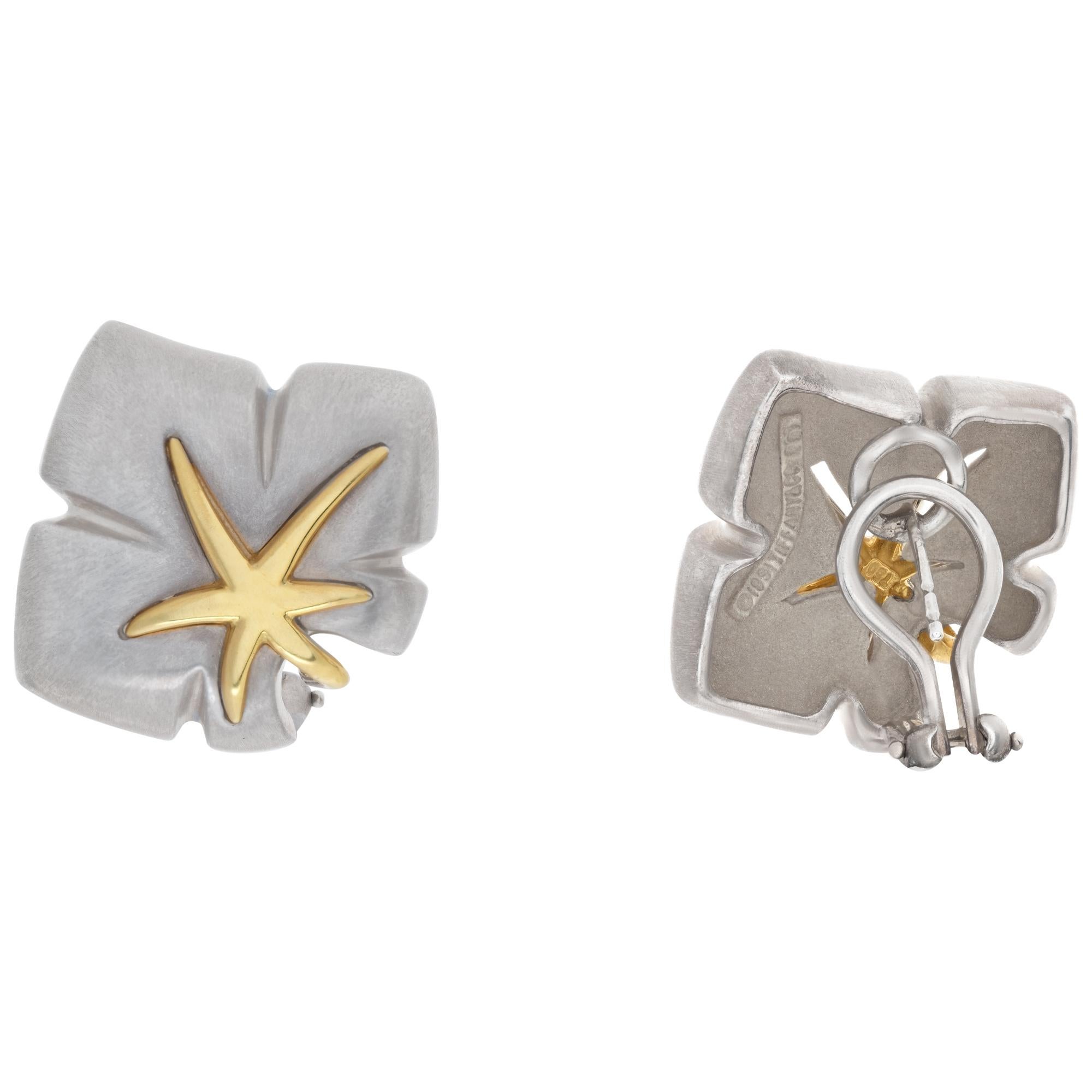 Earrings with 18k Yellow Gold Accents, Tiffany & Co. Silver Maple Leaf Design In Excellent Condition In Surfside, FL