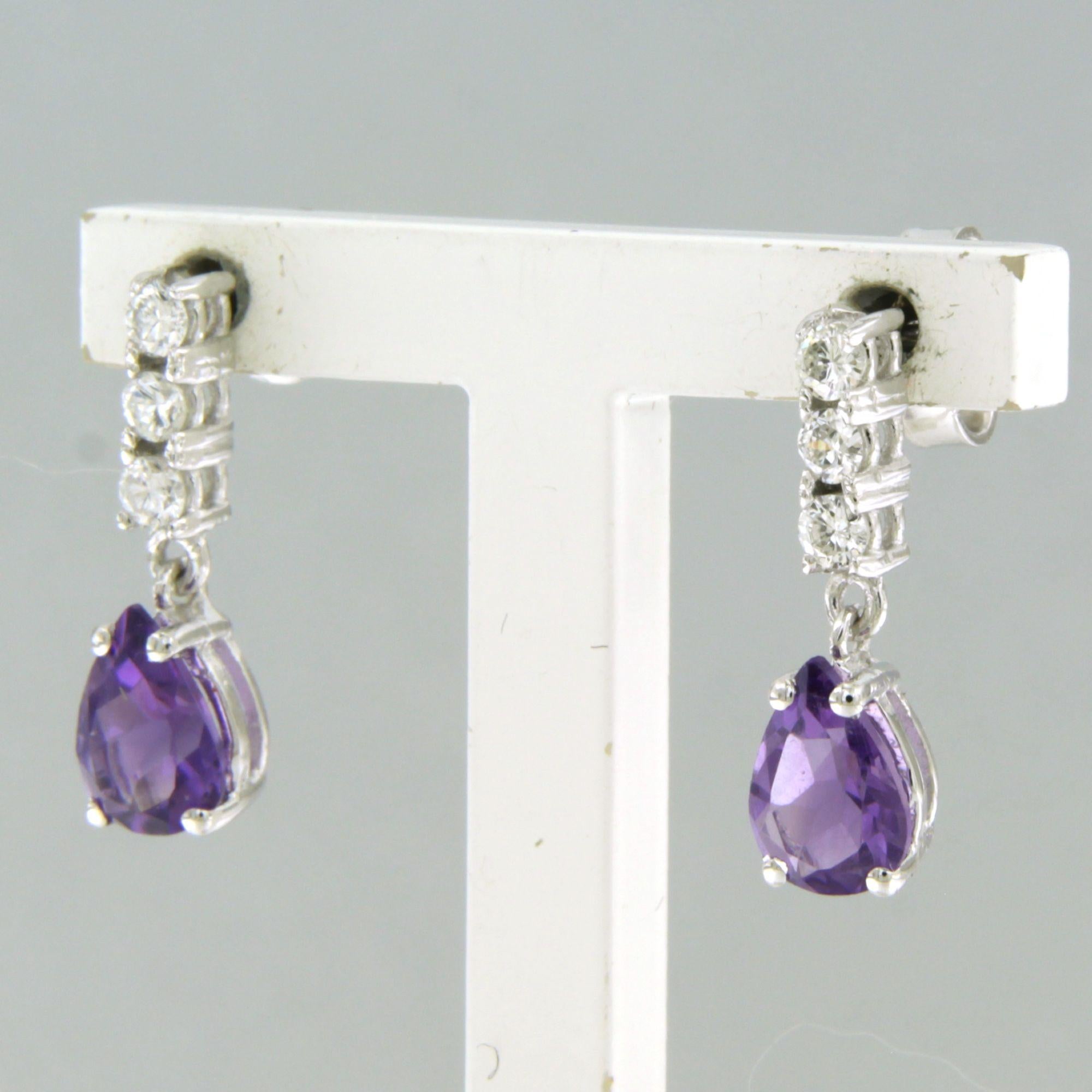 Boucles d'oreilles avec améthyste et diamants taille brillant jusqu'à 0,24ct Or 18k 2,4 grammes Pour femmes en vente