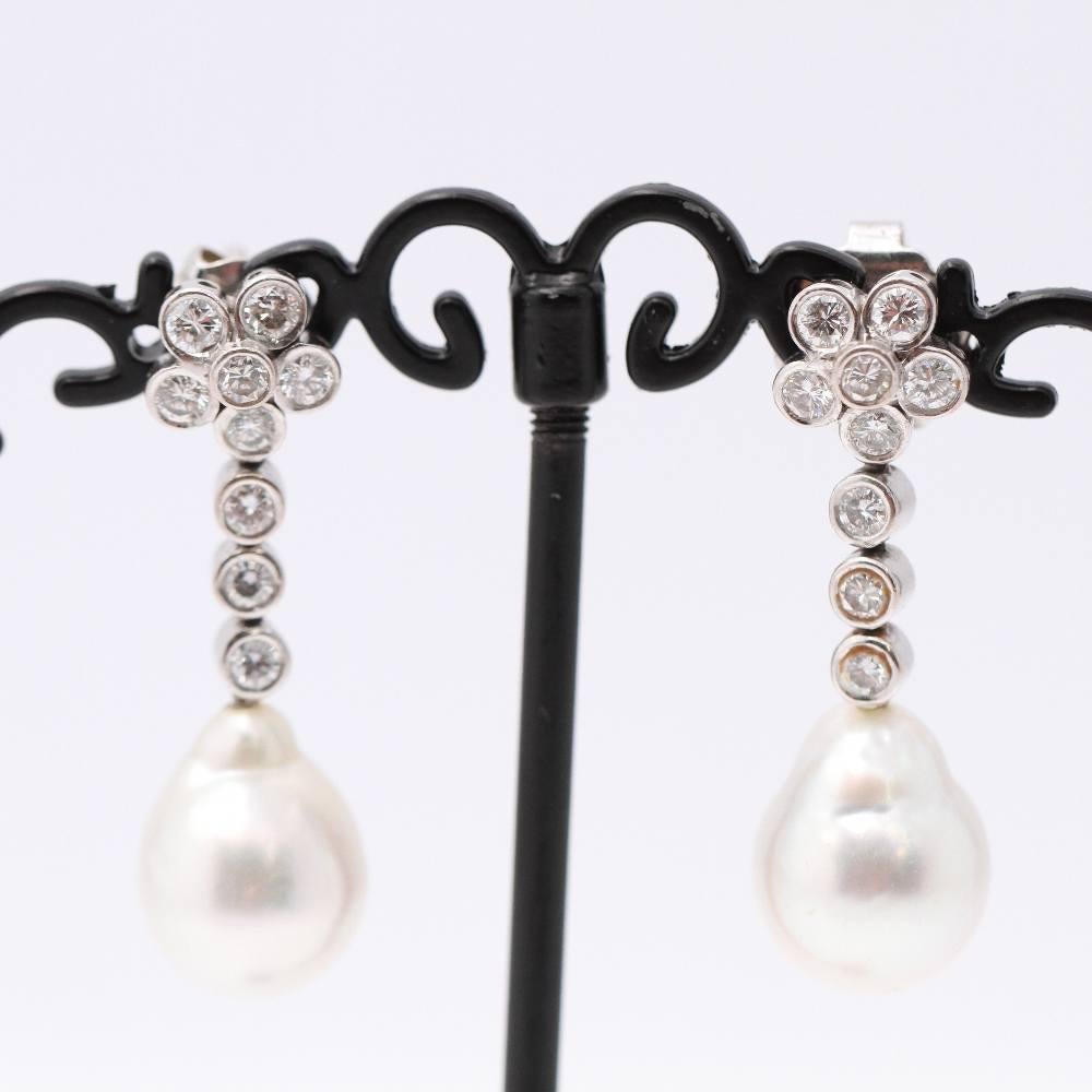 Women's Earrings with Australian Pearl and Diamonds For Sale