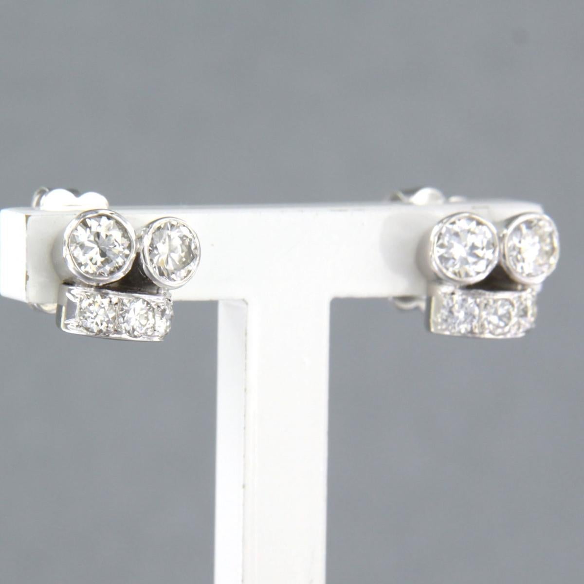 Boucles d'oreilles avec diamants taille brillant jusqu'à 0,60ct Or blanc 18k 3,8 grammes Pour femmes en vente