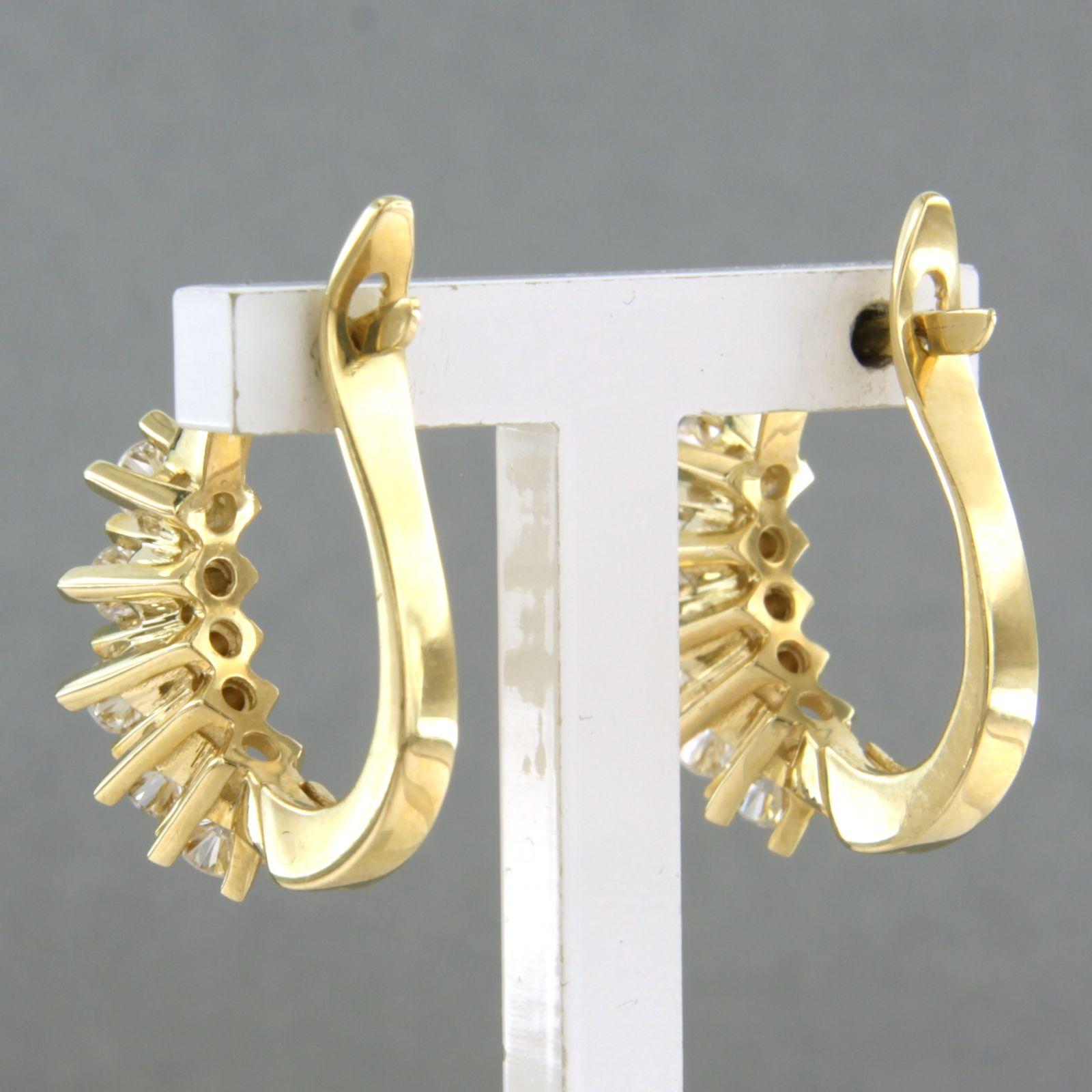 Boucles d'oreilles avec diamants taille brillant jusqu'à 0,80ct Or 14k 6,8 grammes Pour femmes en vente