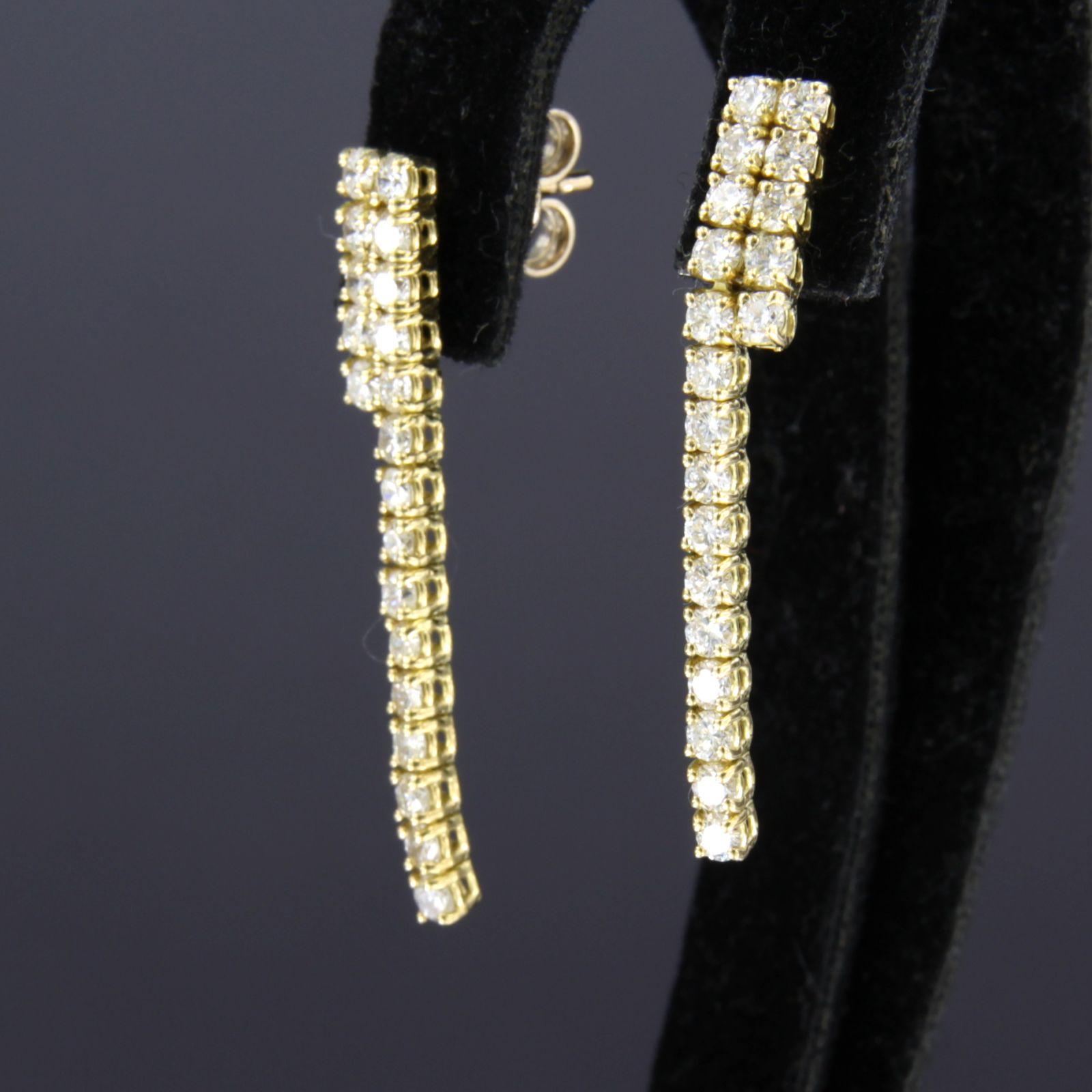 Brilliant Cut Earrings with brilliant cut diamonds up to 1.00ct - 3.8 grams - 18k yellow gold For Sale