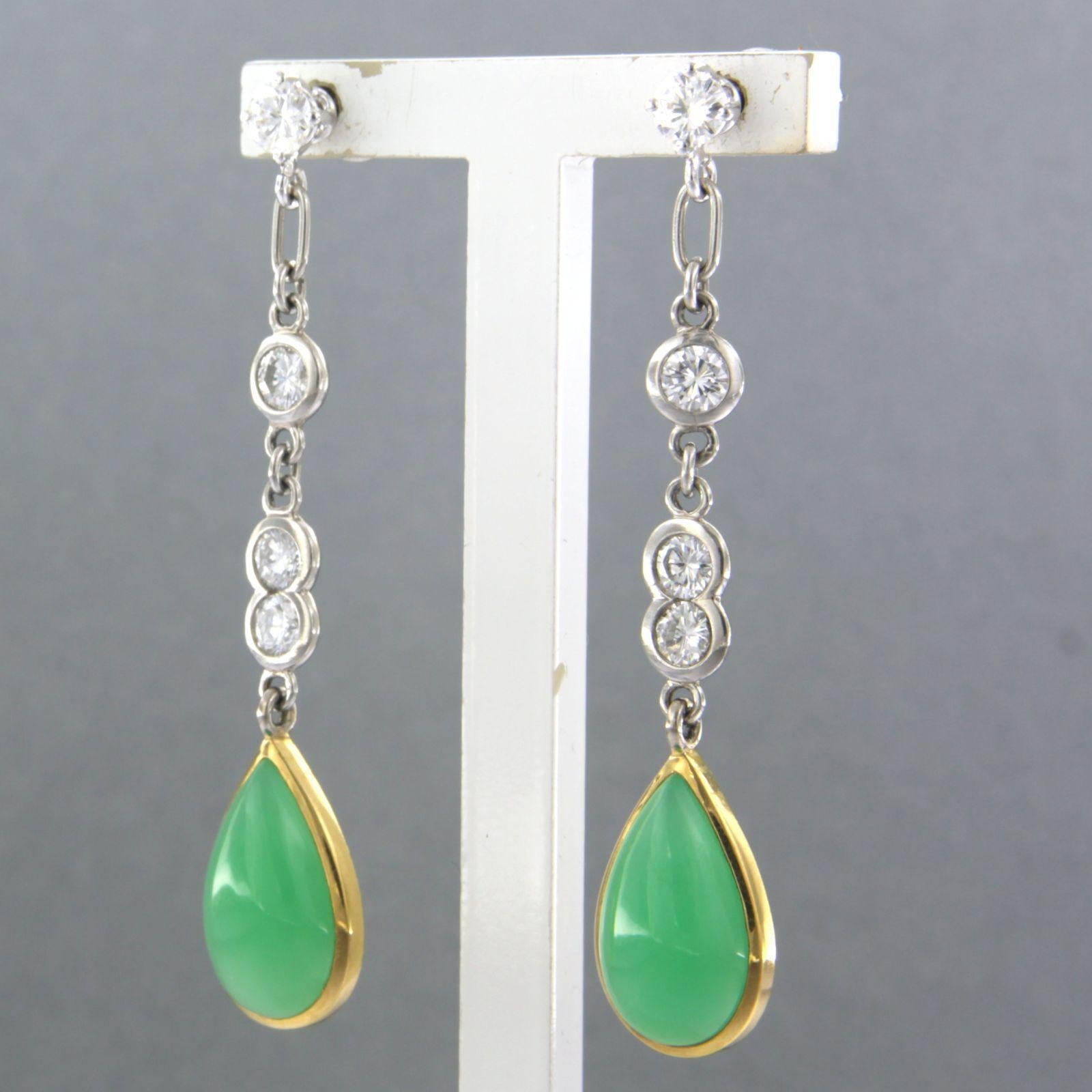 Earrings with chrysophrase and brilliant cut diamonds up to 1.32ct 18k gold In Excellent Condition For Sale In The Hague, ZH