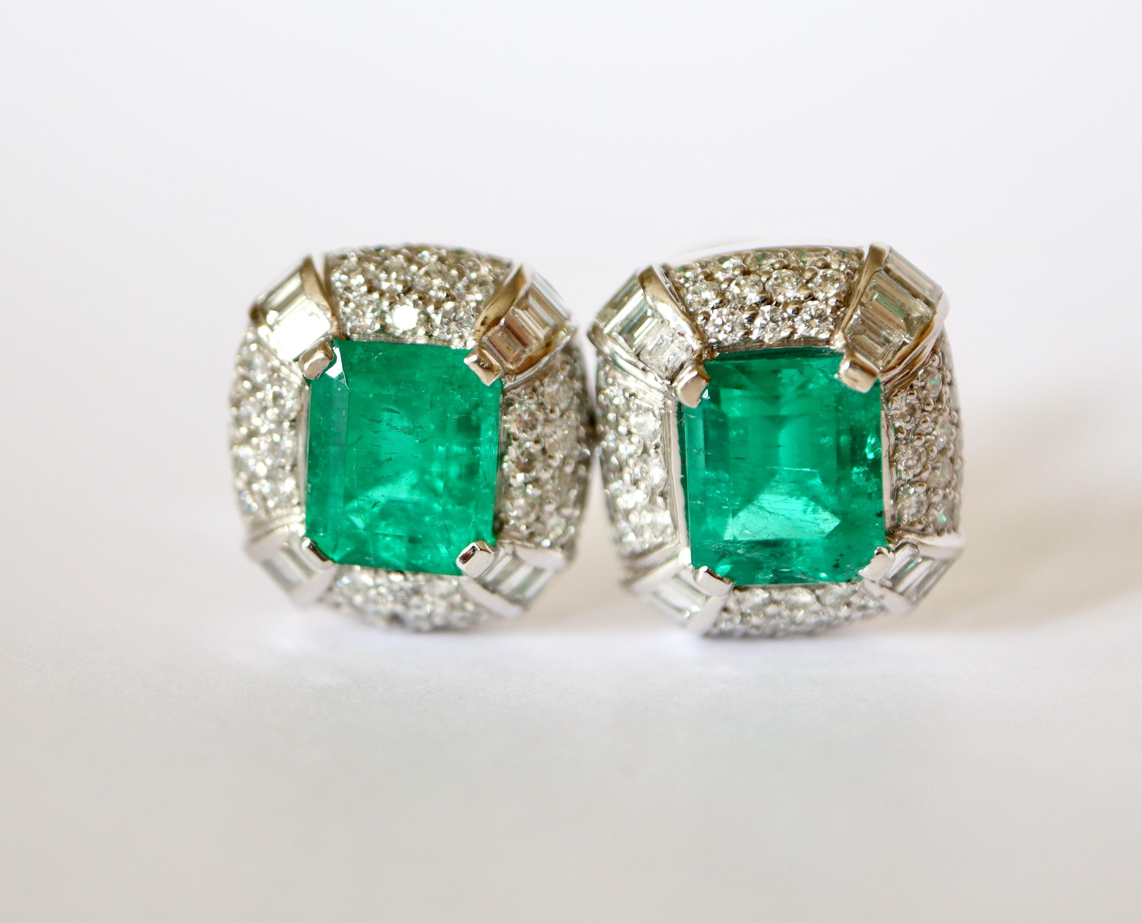 Earrings with Colombia Emeralds 6.15 Carats Diamonds 2.43 carats clip-on earring For Sale 7