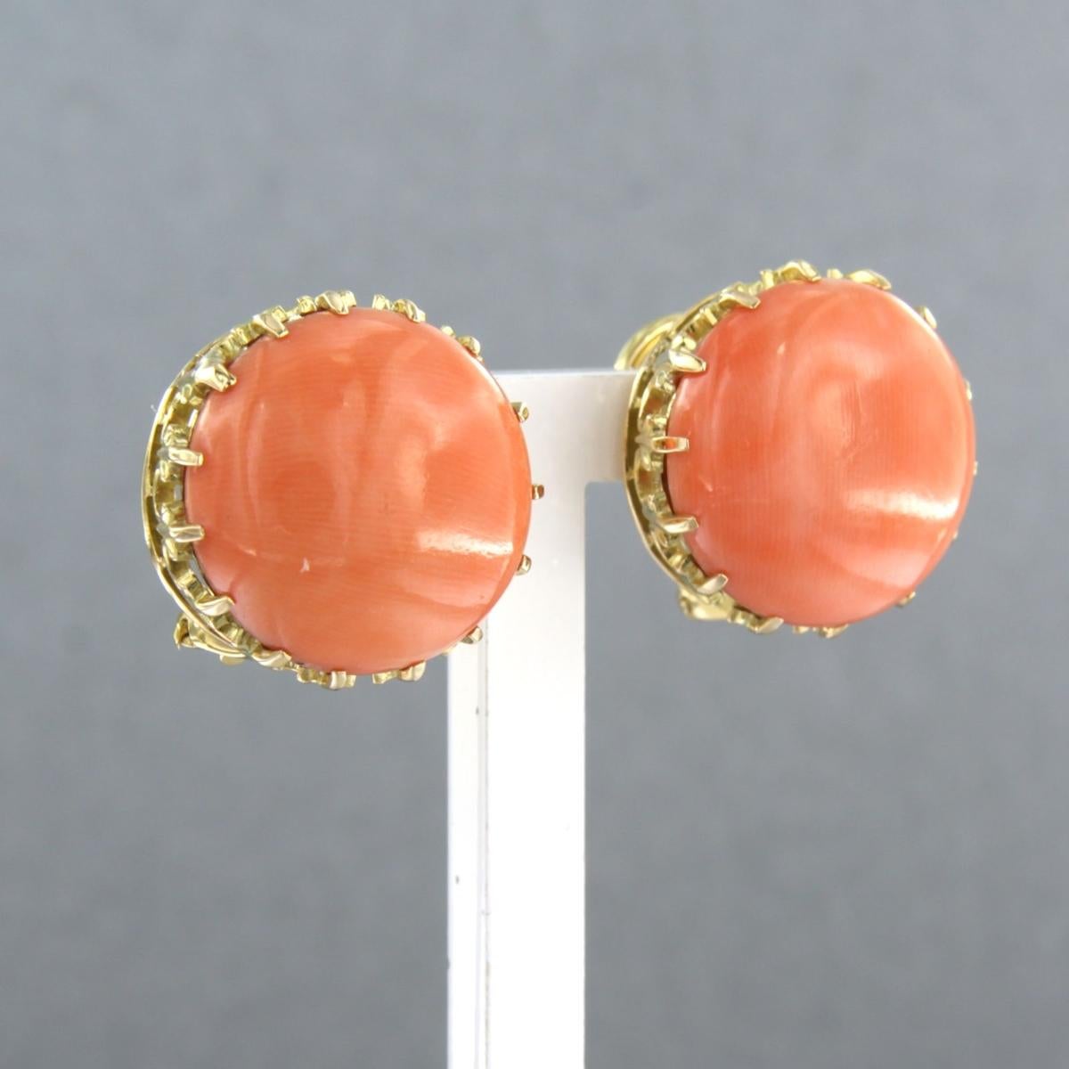 Women's Earrings with coral 10.9 grams 14k yellow gold For Sale