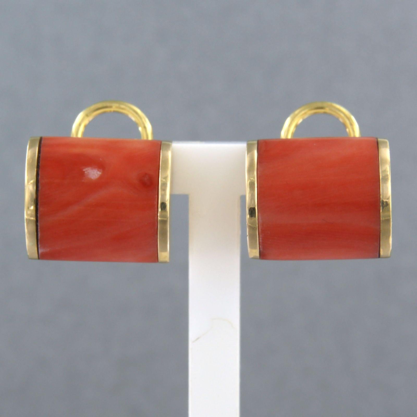 Boucles d'oreilles avec rubis de corail - 13,1 grammes - or jaune 18 carats en vente 1