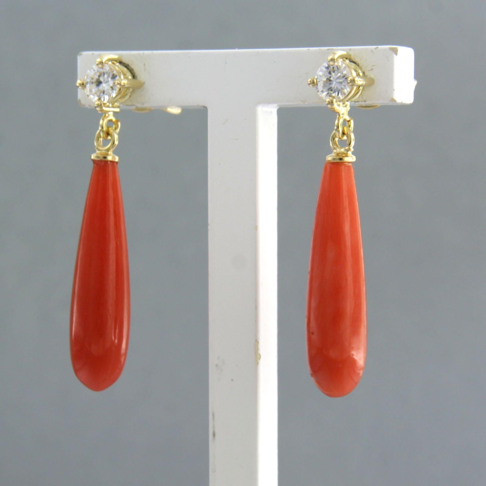 Brilliant Cut Earrings with Corallium Rubrum and brilliant cut diamonds up to 0.28ct 18k gold For Sale