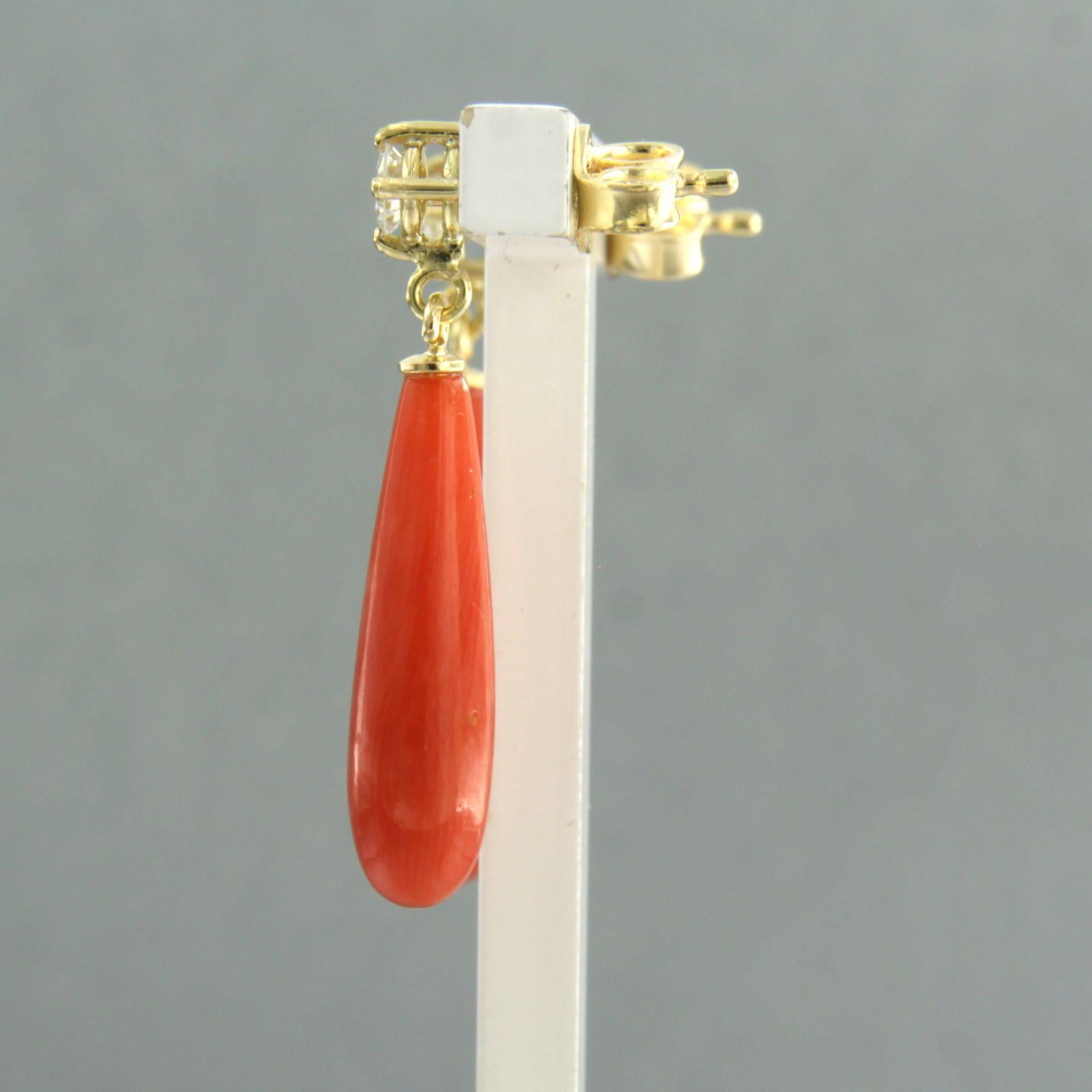 Earrings with Corallium Rubrum and brilliant cut diamonds up to 0.28ct 18k gold In New Condition For Sale In The Hague, ZH
