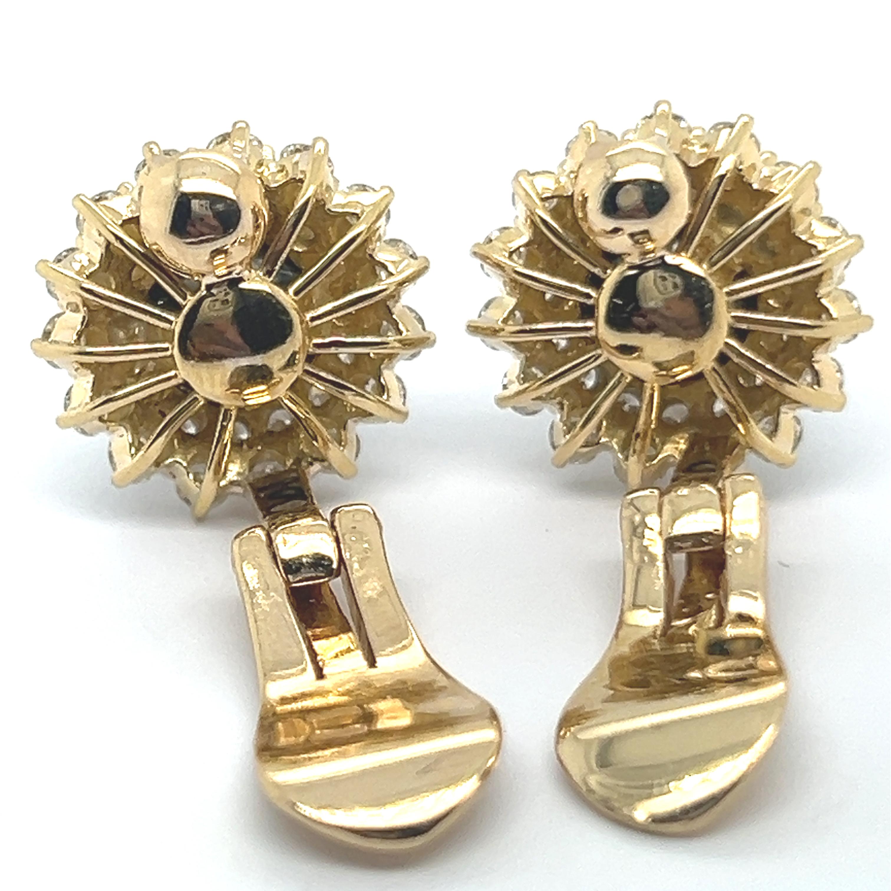Earrings with Diamonds and Tahitian Pearls in Yellow Gold For Sale 4