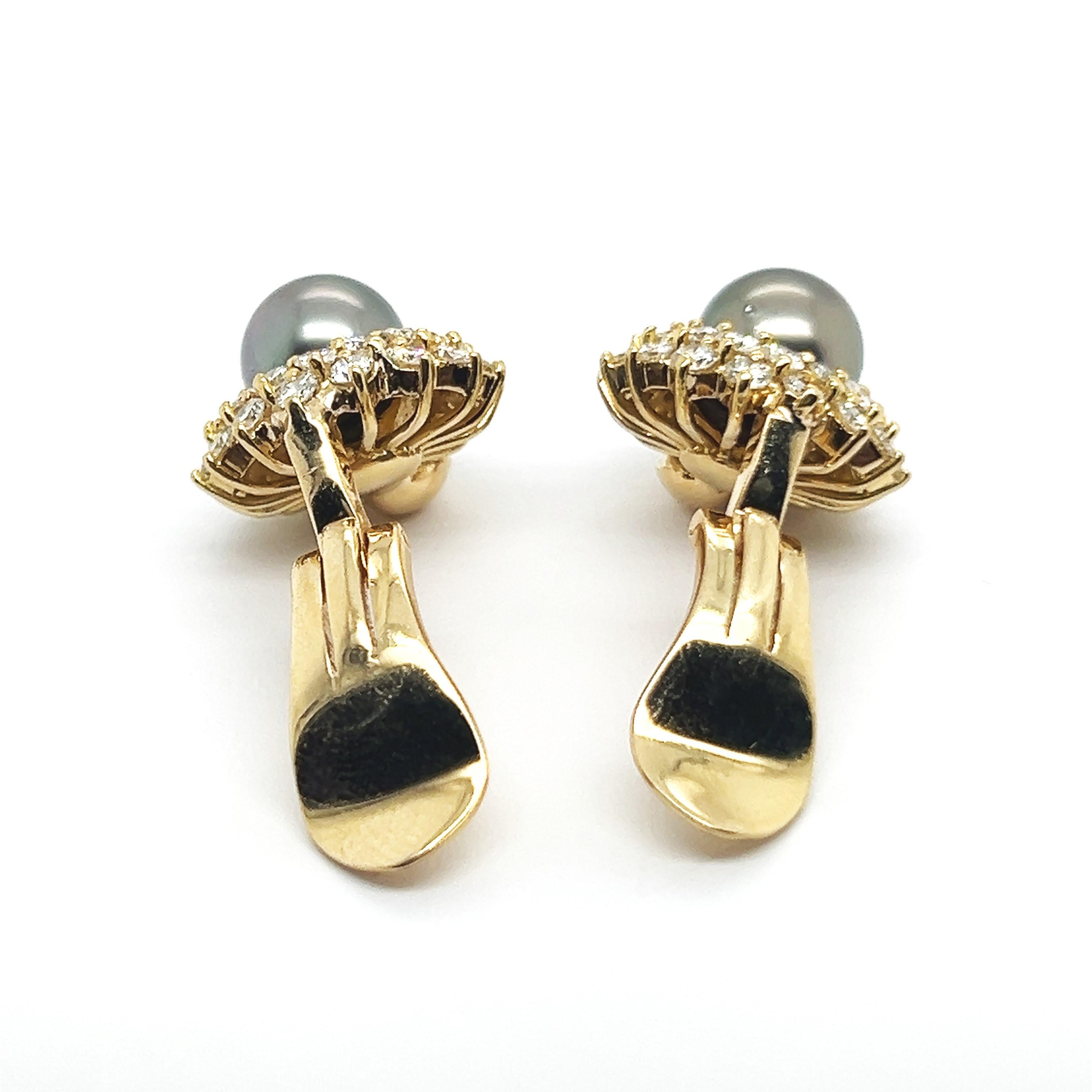 Earrings with Diamonds and Tahitian Pearls in Yellow Gold For Sale 7