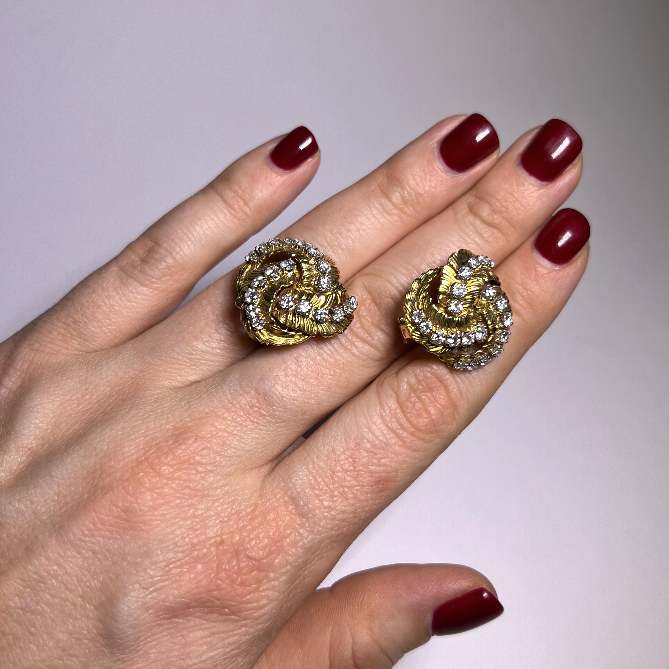 Ohrringe mit Diamanten aus 18 Karat Gelbgold von Gübelin im Zustand „Gut“ im Angebot in Lucerne, CH