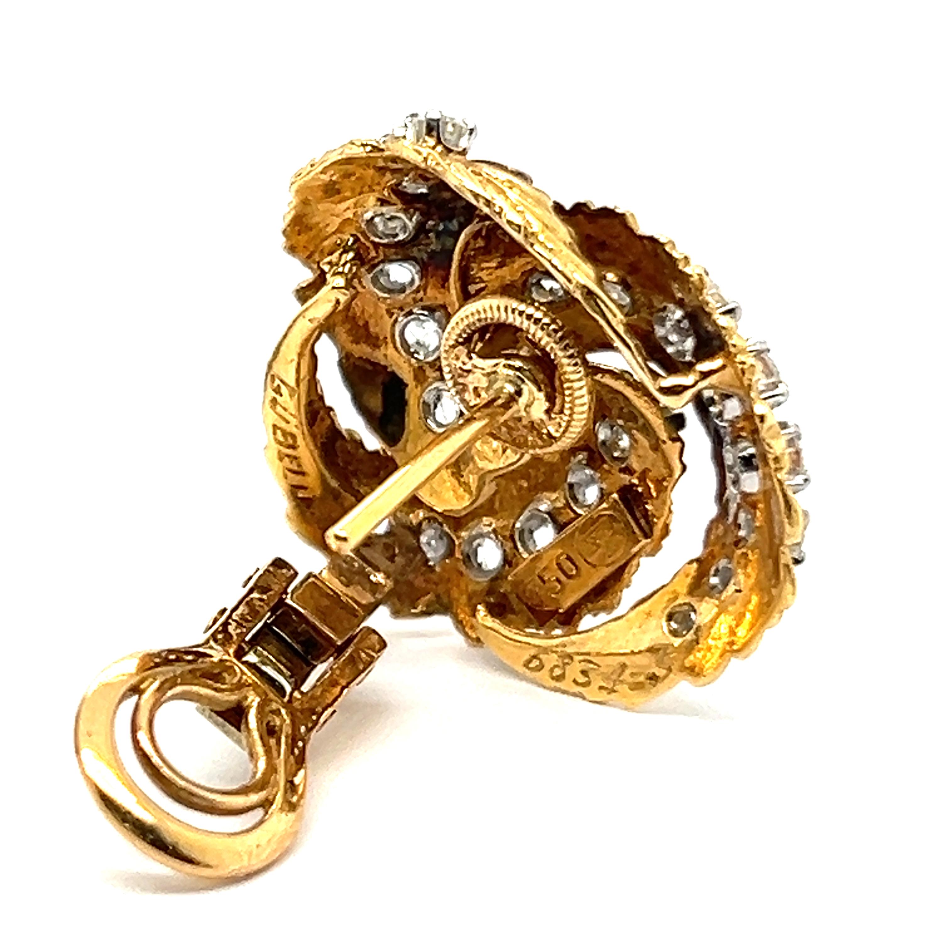 Earrings with Diamonds in 18 Karat Yellow Gold by Gübelin For Sale 1