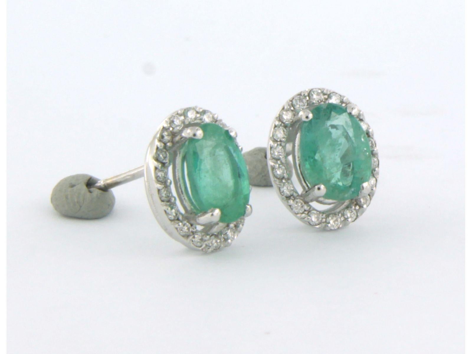 Earrings with emerald up to 1.62and brilliant cut diamonds up to 0.20ct 14k gold In New Condition For Sale In The Hague, ZH