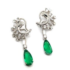 Earrings with Emeralds & Diamonds in 18 Karat White Gold by Gübelin