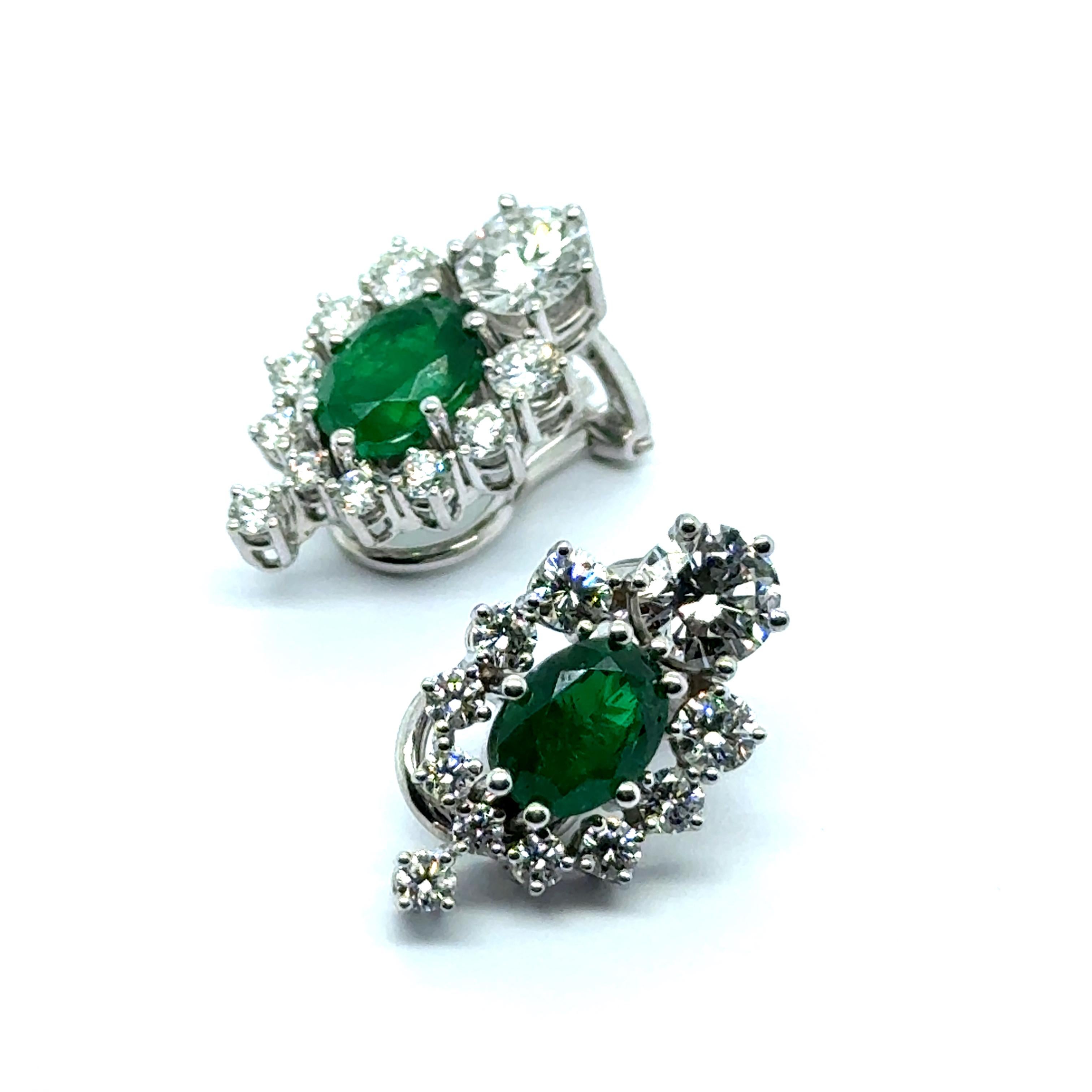 Earrings with Emeralds & Diamonds in 18 Karat White Gold For Sale 6