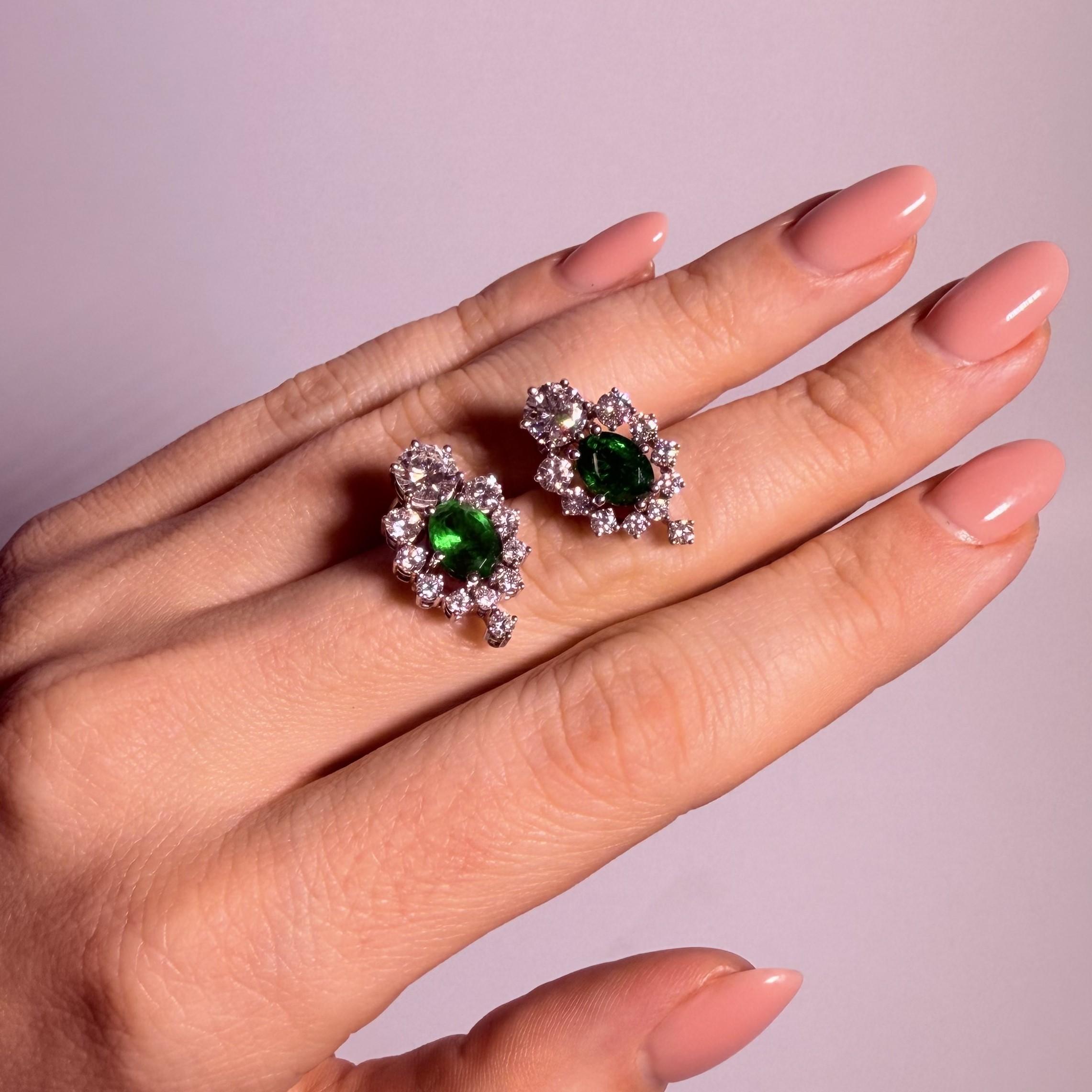 Women's or Men's Earrings with Emeralds & Diamonds in 18 Karat White Gold For Sale