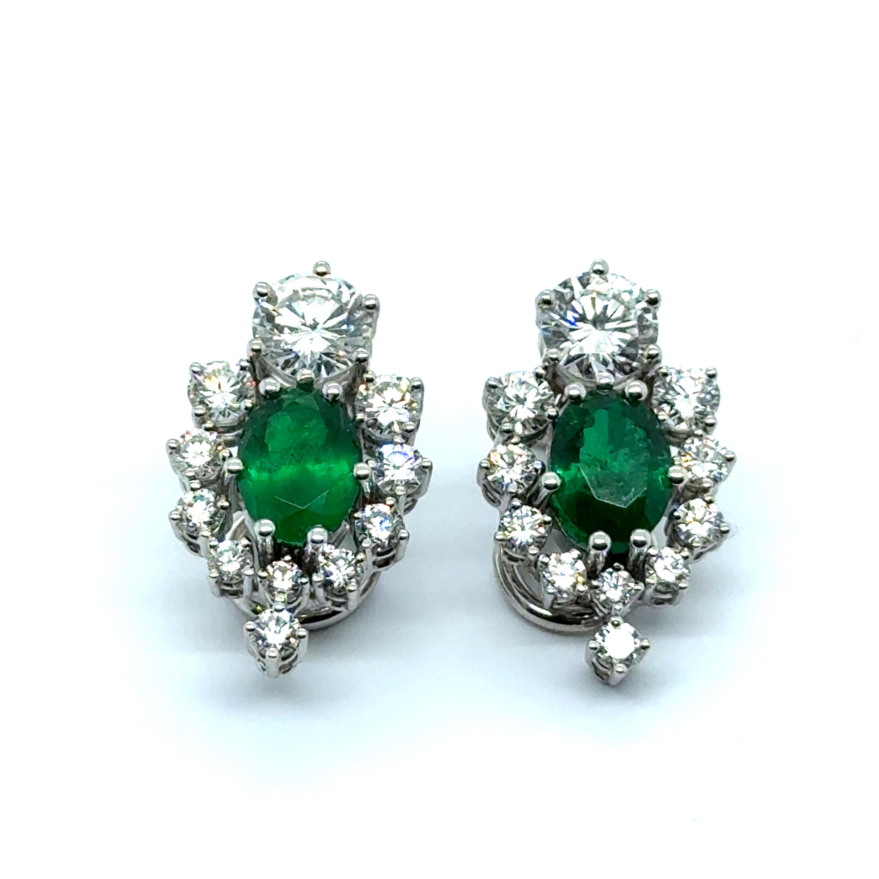 Earrings with Emeralds & Diamonds in 18 Karat White Gold For Sale 3