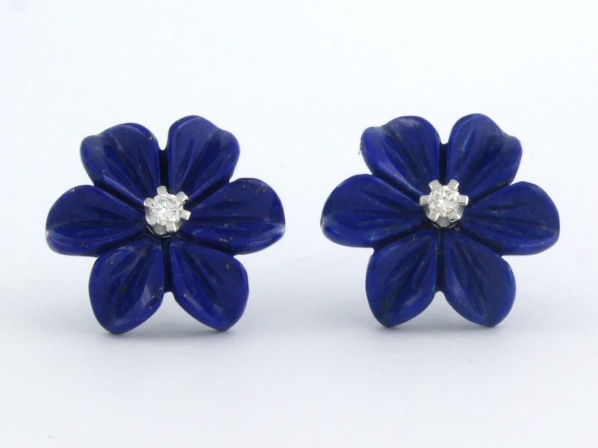 Earrings with flower shaped lapis lazuli and brilliant cut diamonds 18k gold For Sale 1