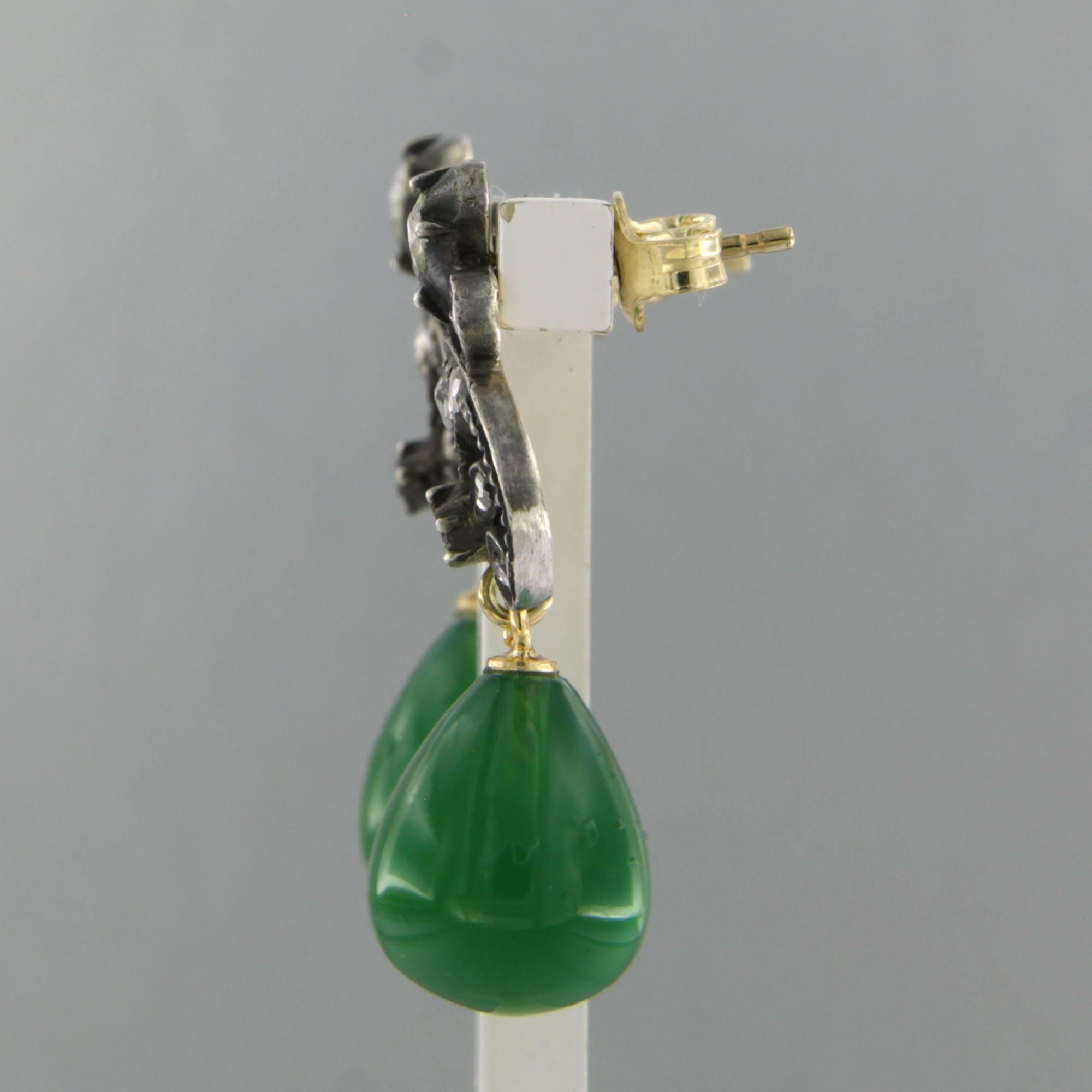 Début de l'époque victorienne Boucles d'oreilles avec agate verte et diamants taille rose jusqu'à 0,30ct or 14k et argent en vente