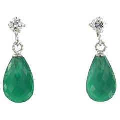 Ohrringe mit grünem Chalcedon und Diamanten im Brillantschliff bis zu 0,42 Karat 18k Gold